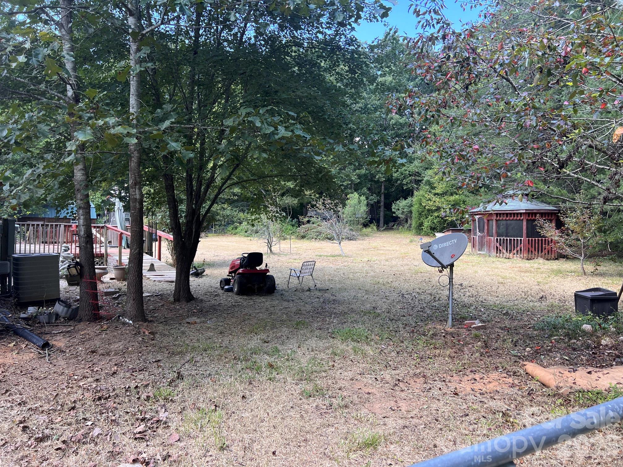 230 Squirrel Run Property Photo 11