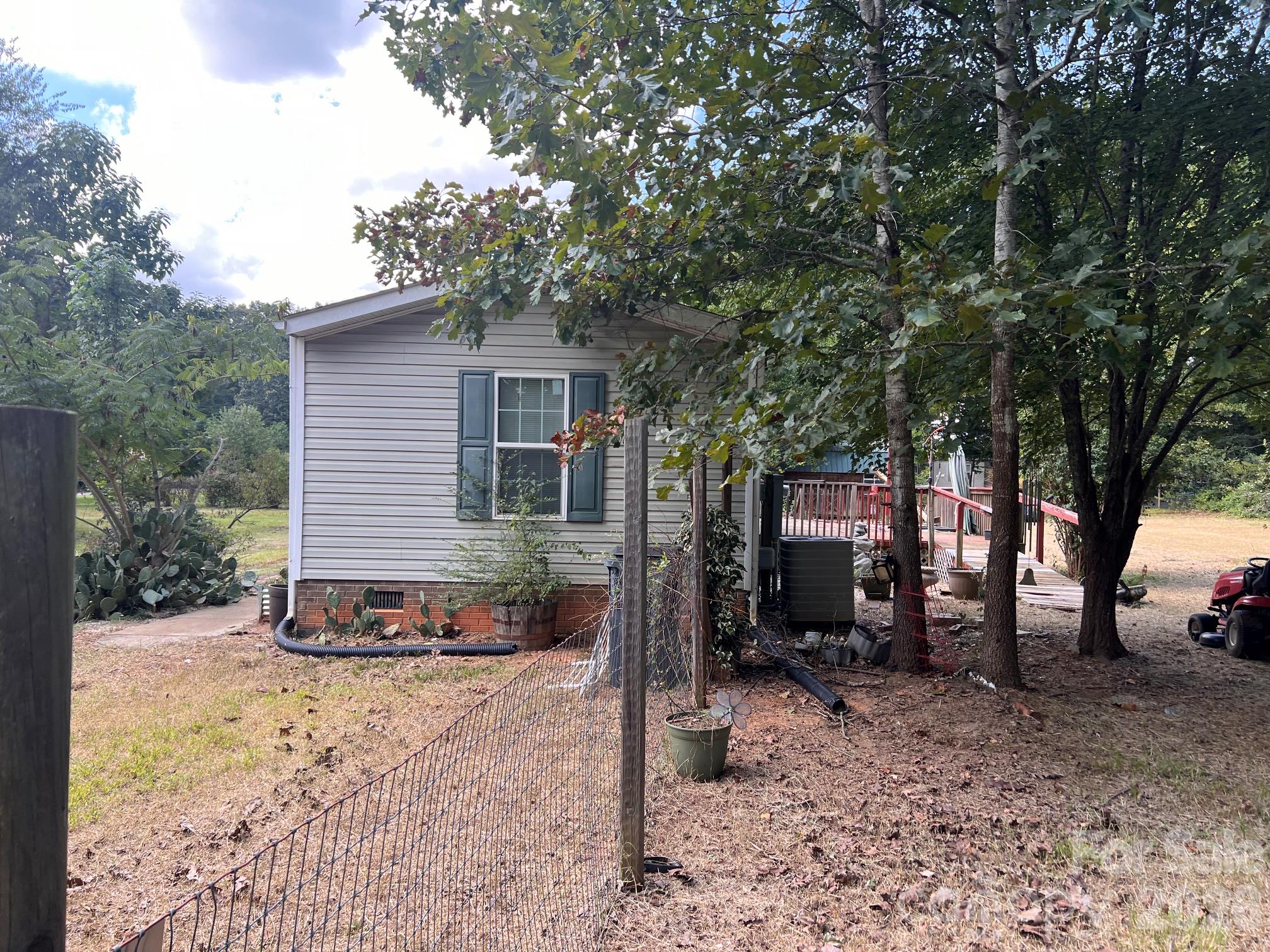 230 Squirrel Run Property Photo 12