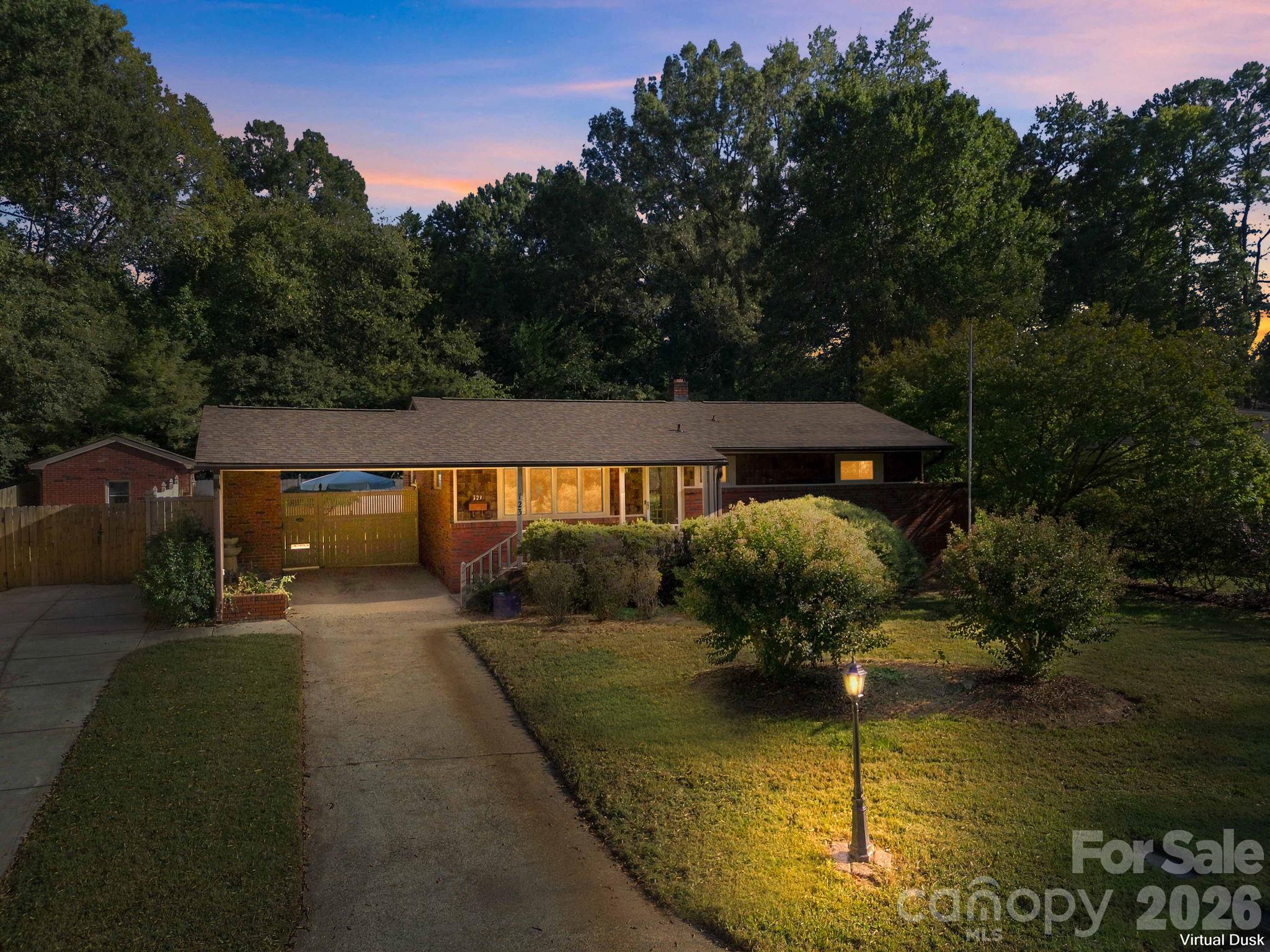 123 Hillside Avenue Property Photo 1