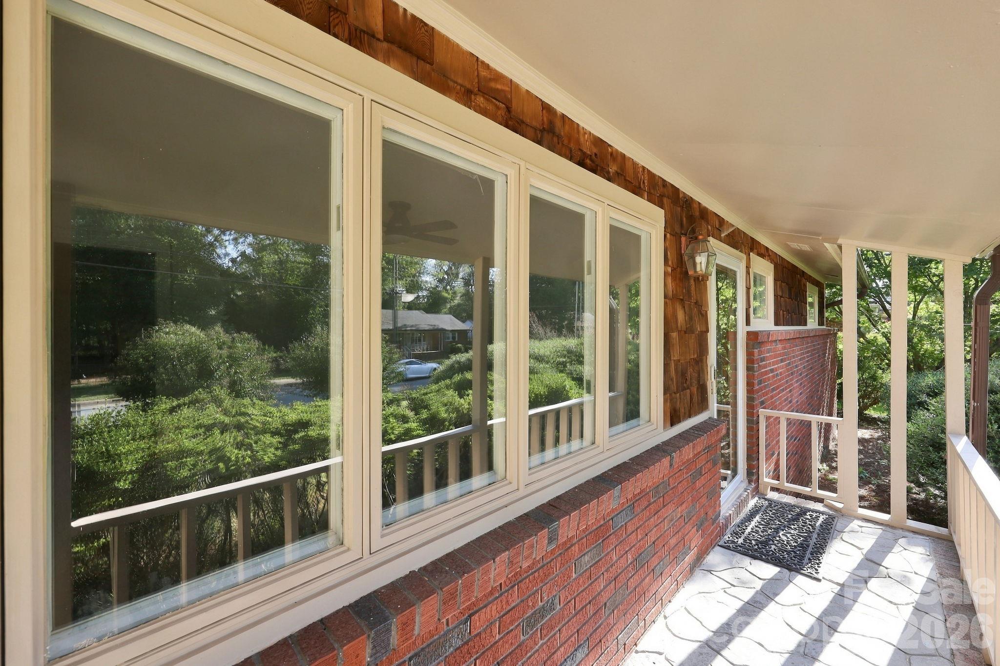 123 Hillside Avenue Property Photo 4
