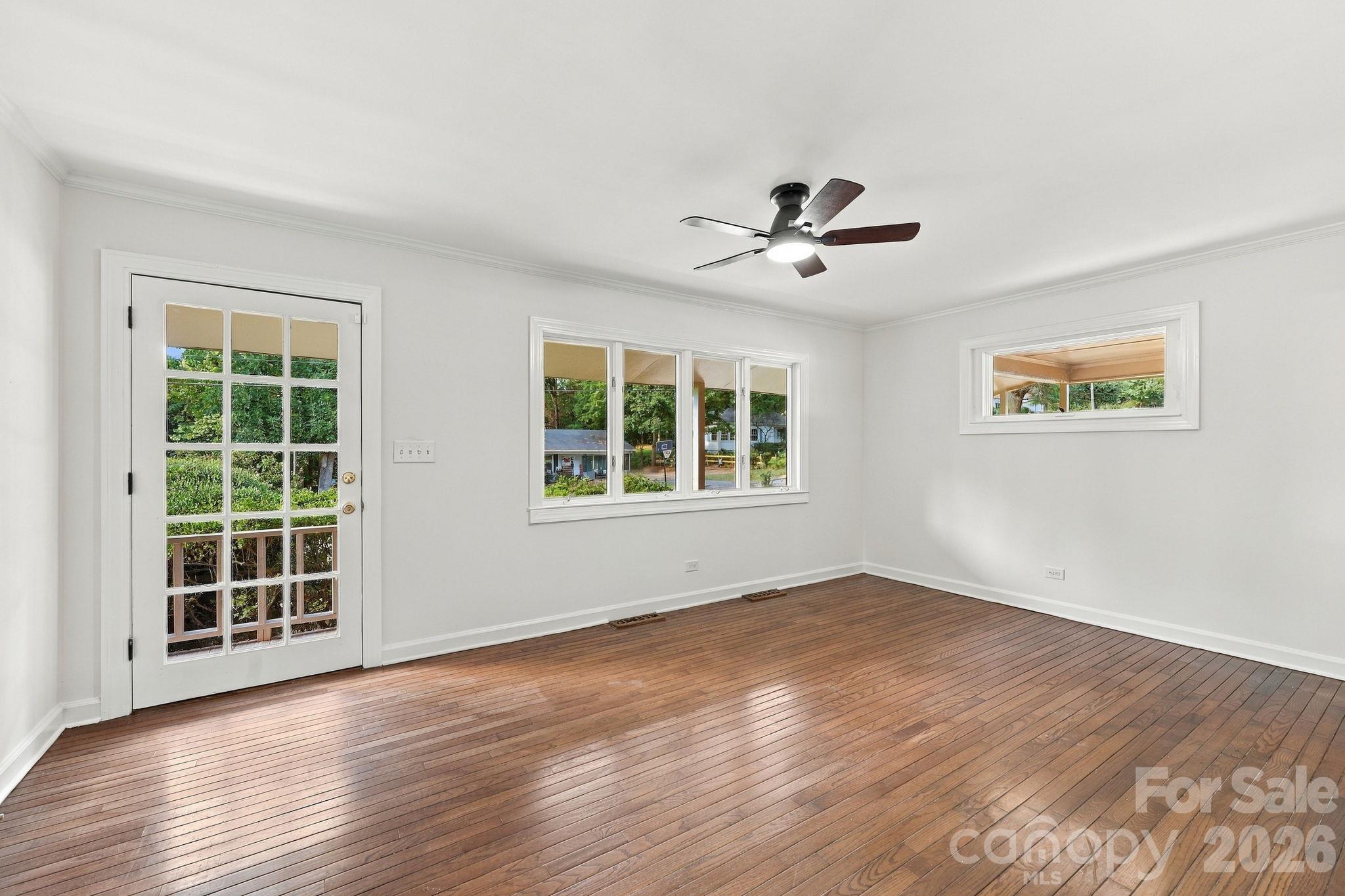 123 Hillside Avenue Property Photo 7