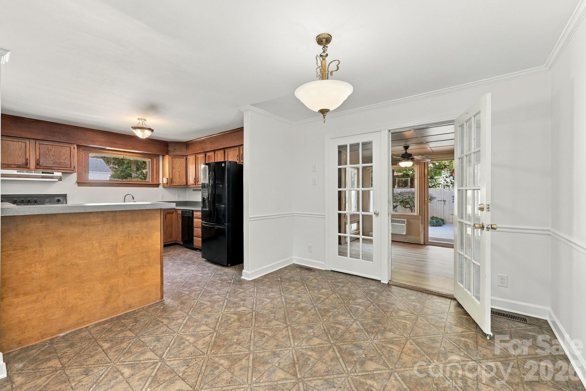 123 Hillside Avenue Property Photo 13