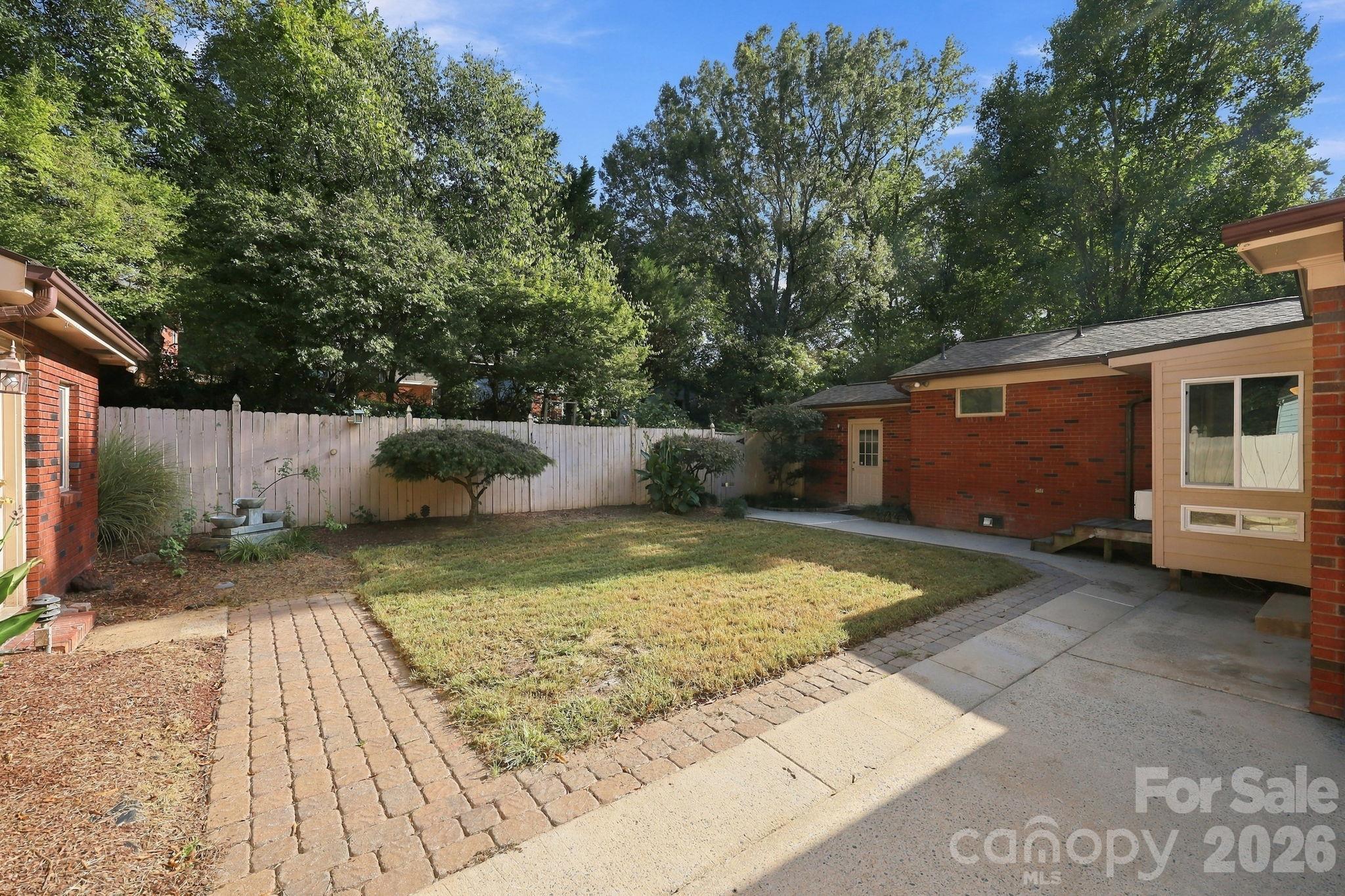123 Hillside Avenue Property Photo 19