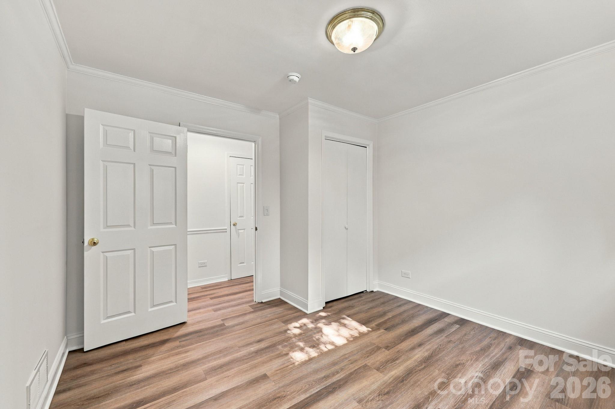 123 Hillside Avenue Property Photo 34