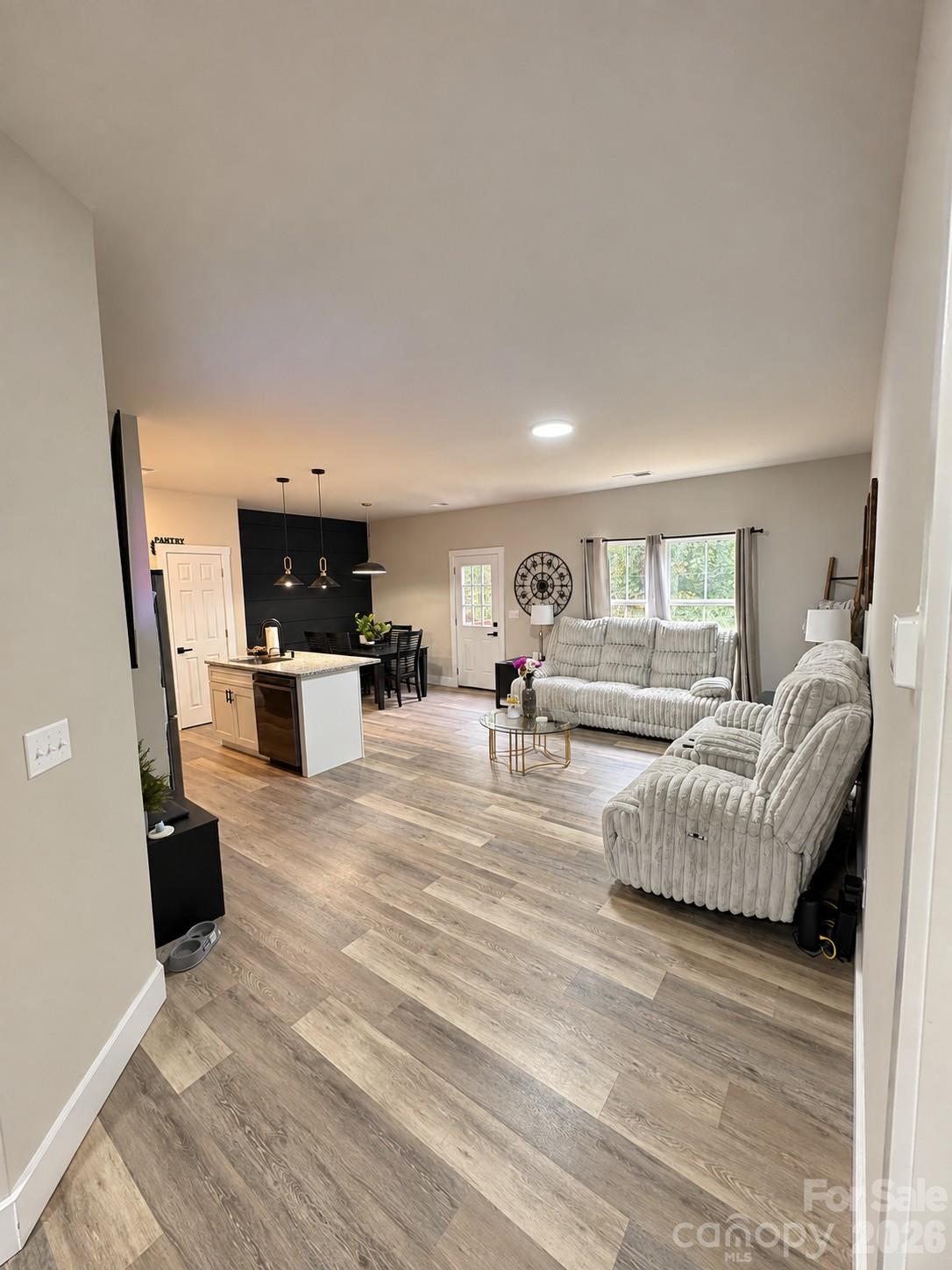 1346 39th Street Circle Property Photo 6