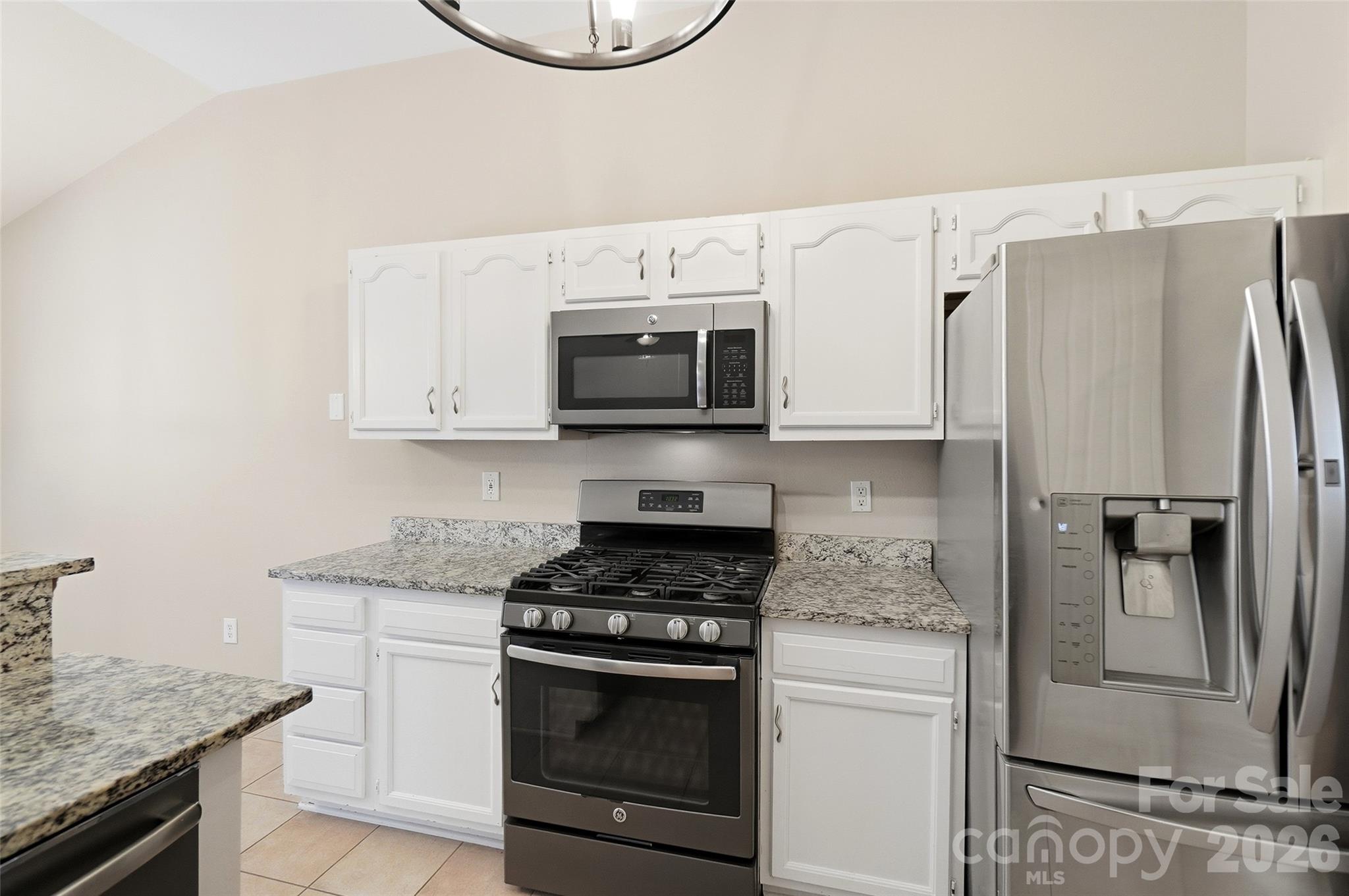 9326 Royal Highlands Court Property Photo 11