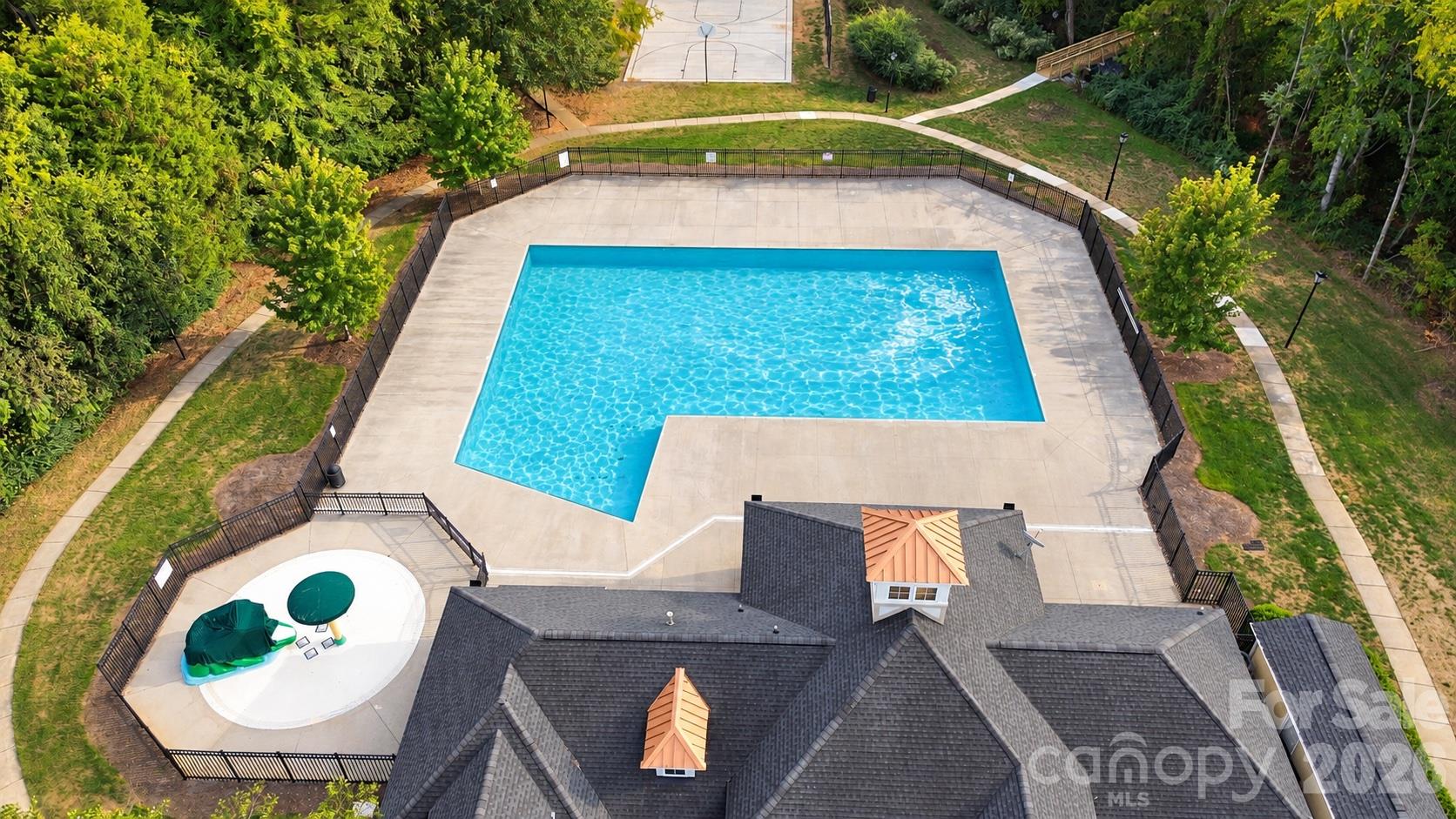 9326 Royal Highlands Court Property Photo 39