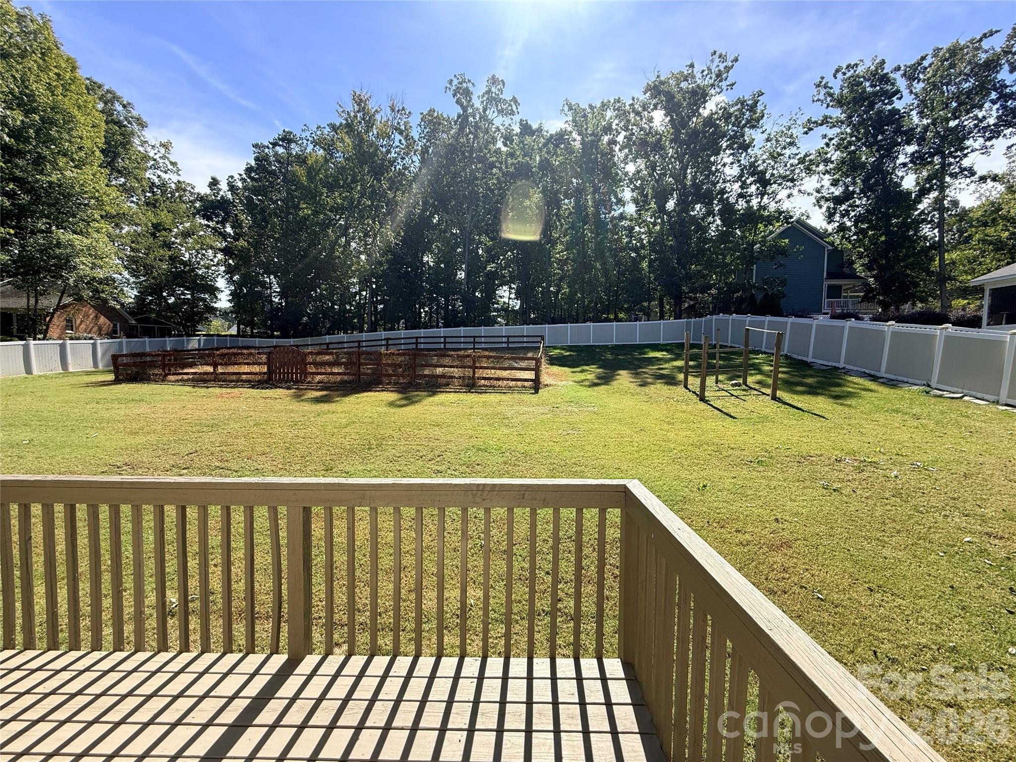 2219 Knollgate Drive Property Photo 2