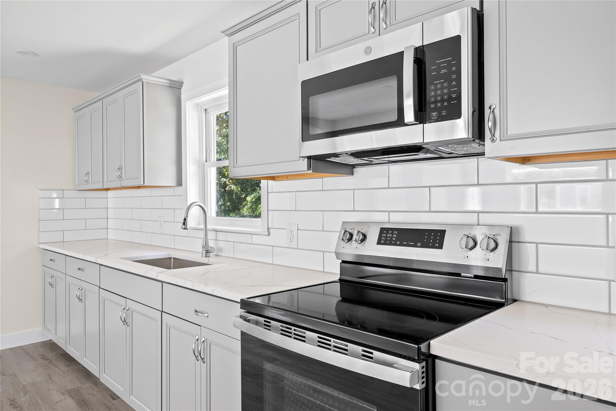 105 Dogwood Street Property Photo 9