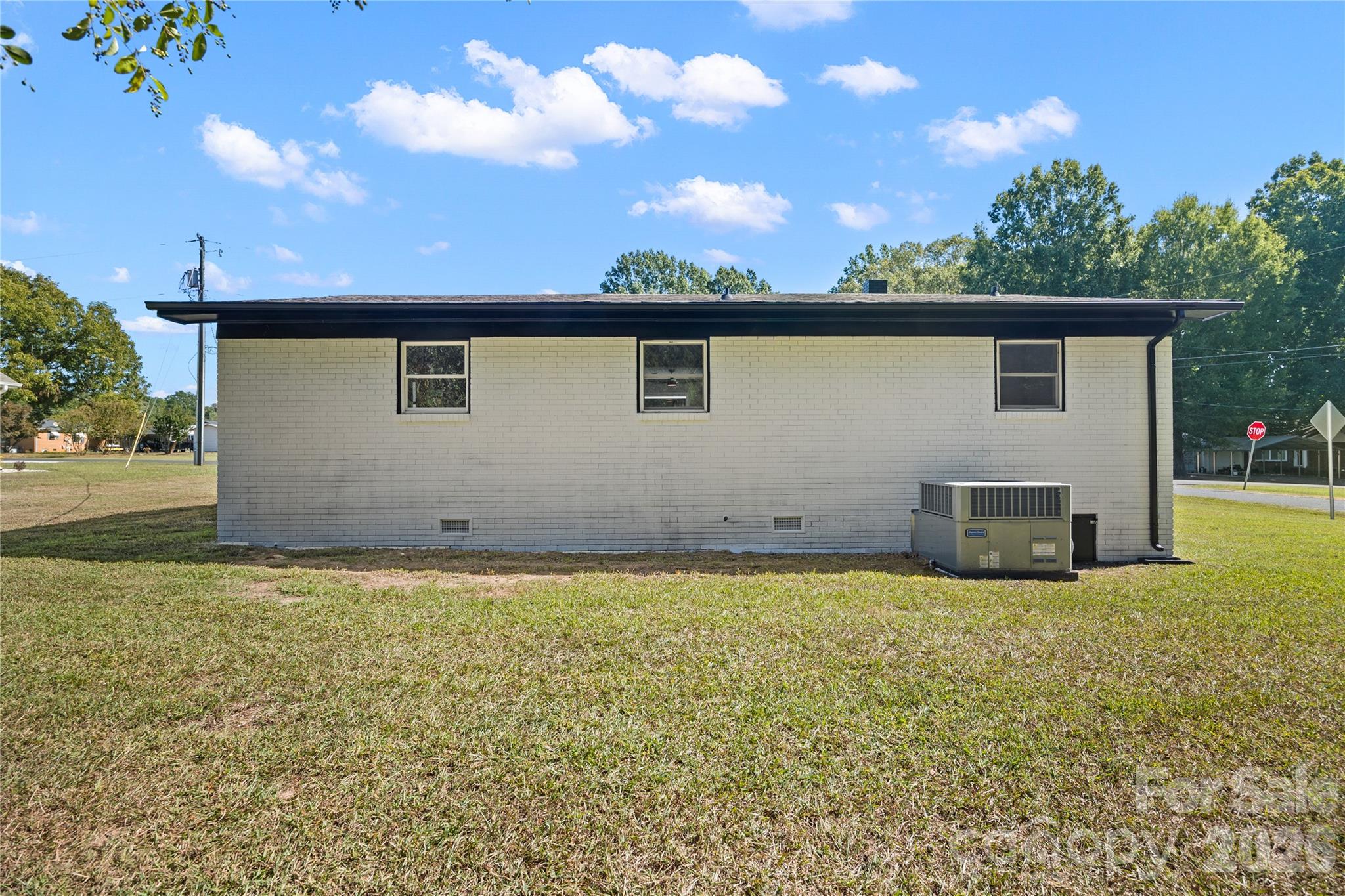 105 Dogwood Street Property Photo 17