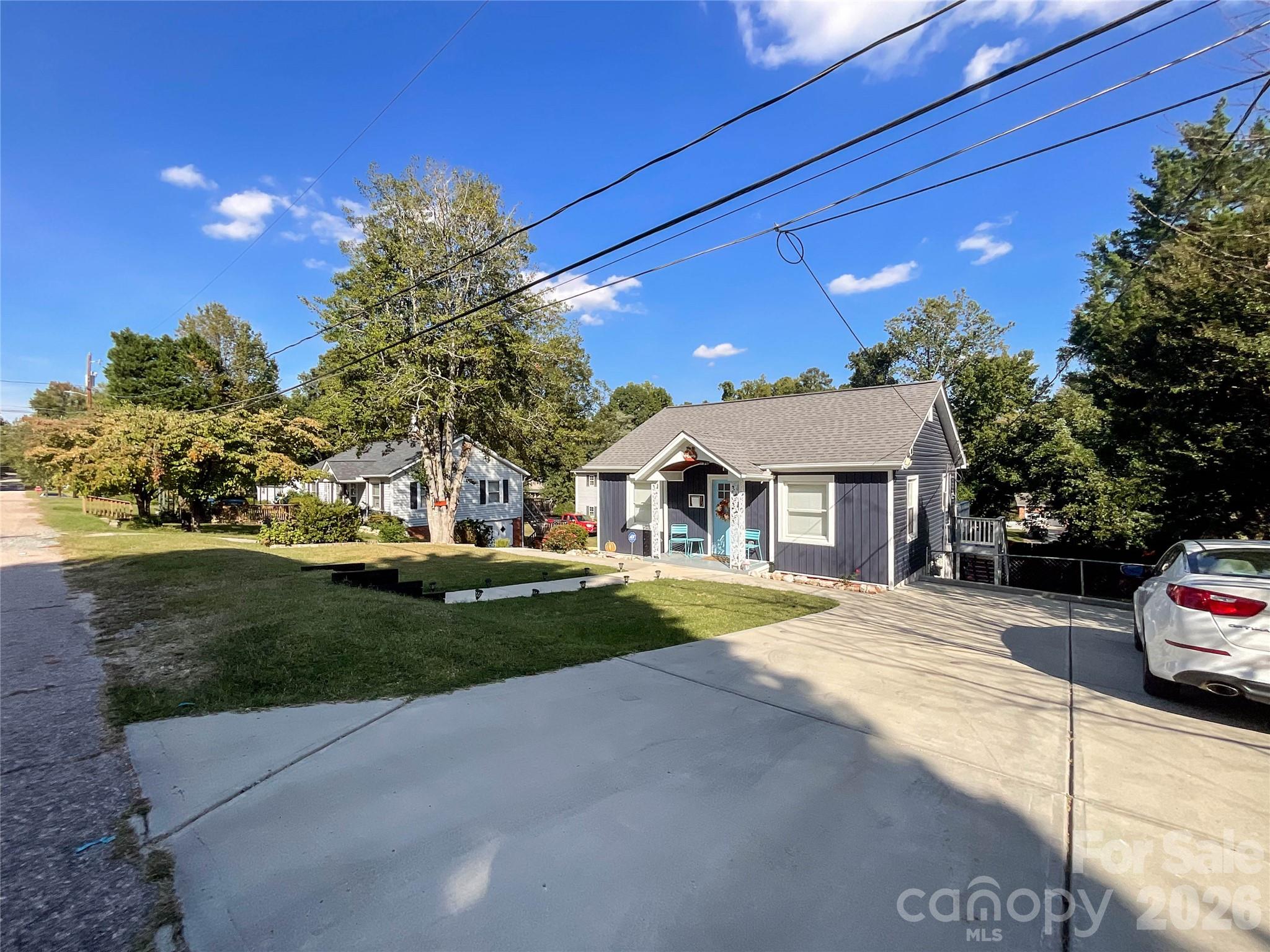 1313 Haywood Avenue Property Photo 34