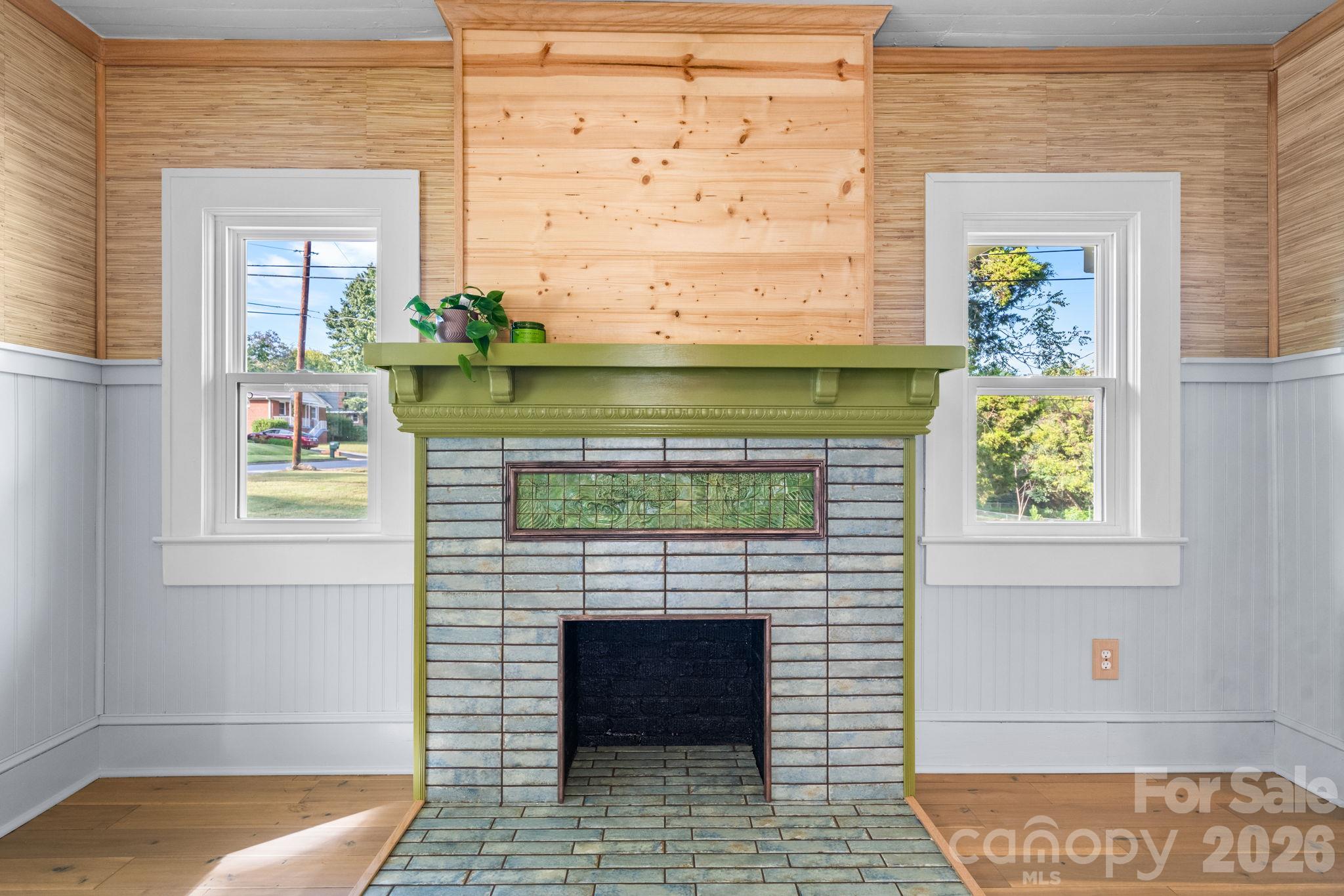 411 4th Street Property Photo 5