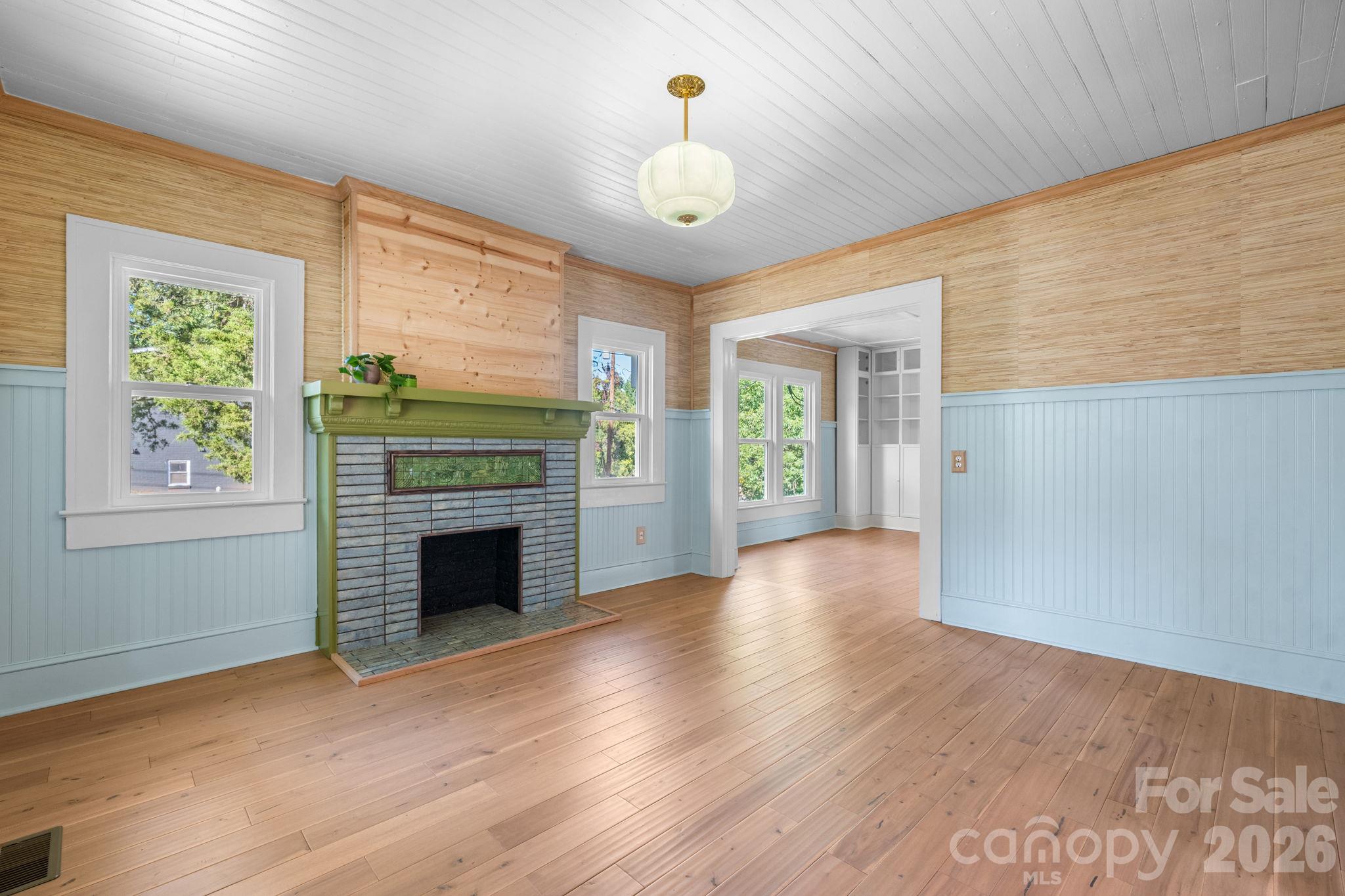 411 4th Street Property Photo 6
