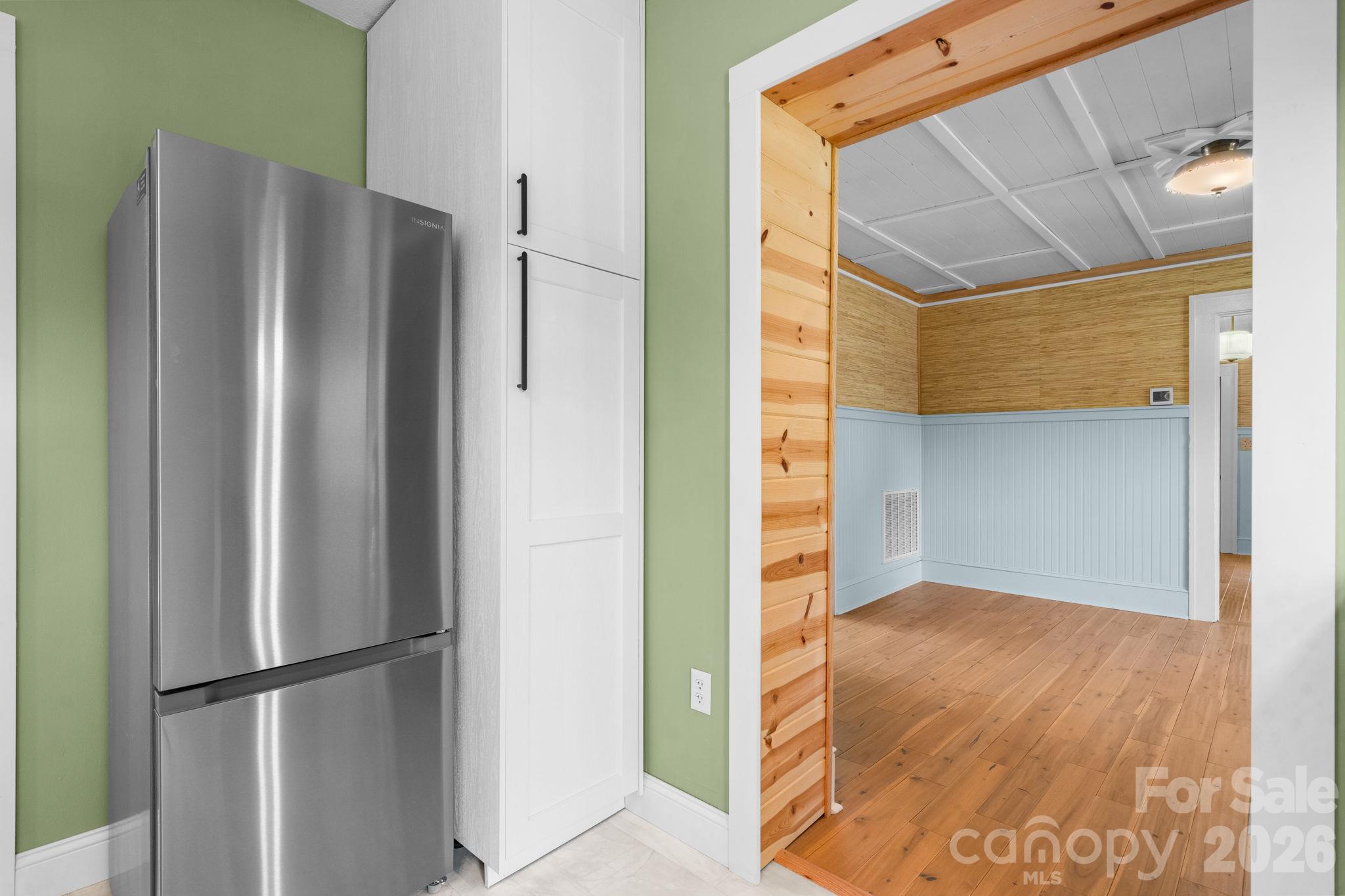 411 4th Street Property Photo 12