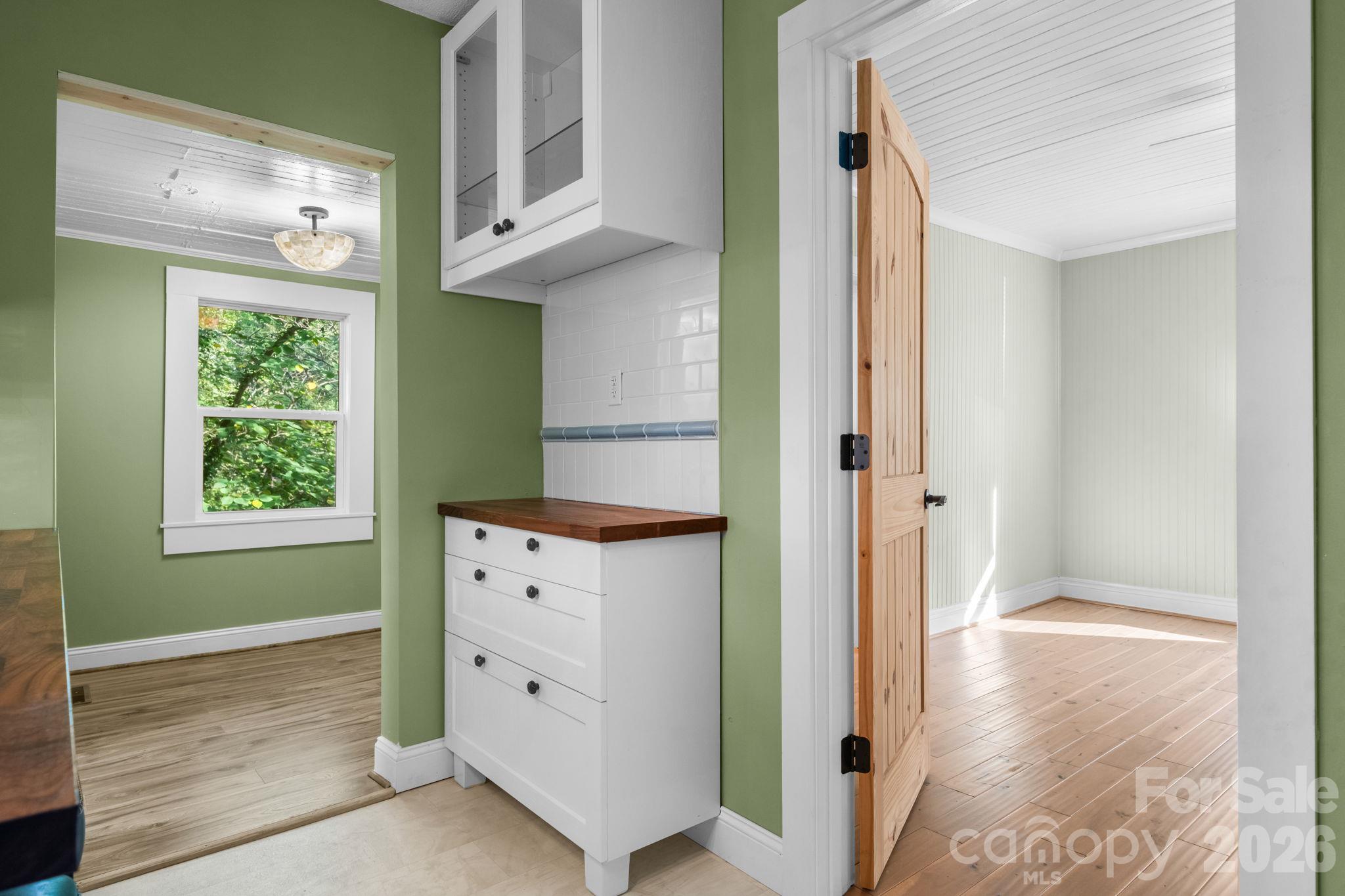 411 4th Street Property Photo 17