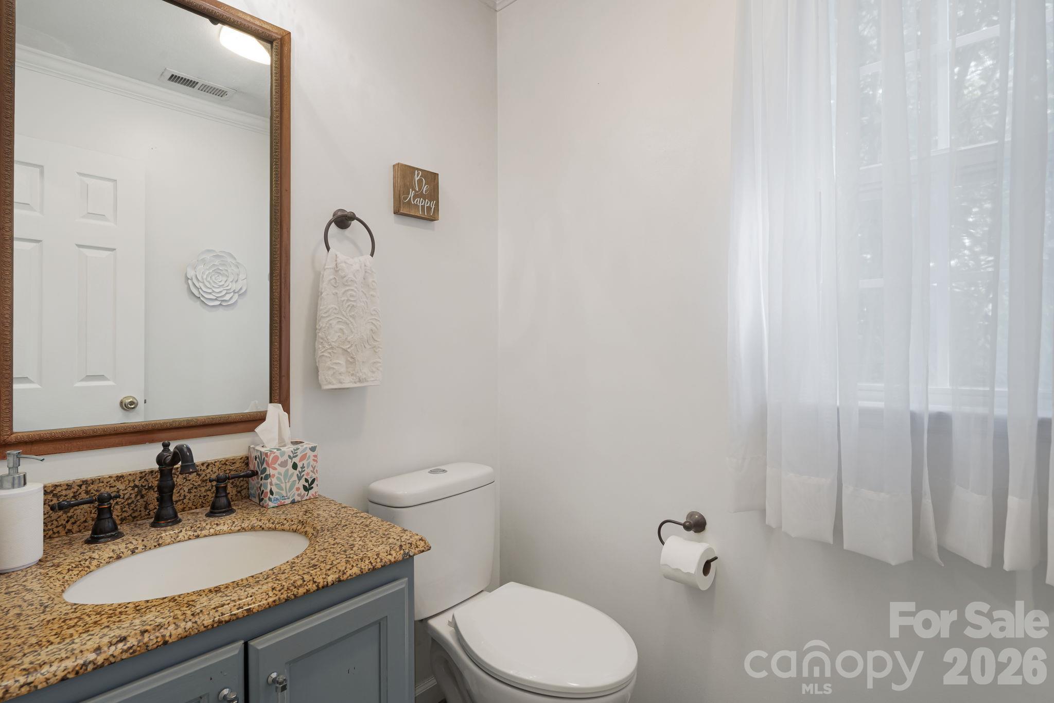 137 Wiltshire Circle Property Photo 18