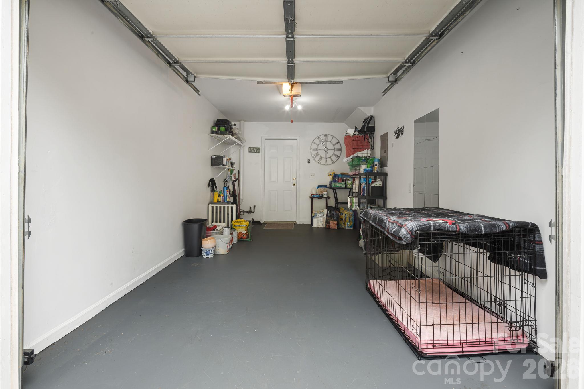 137 Wiltshire Circle Property Photo 27