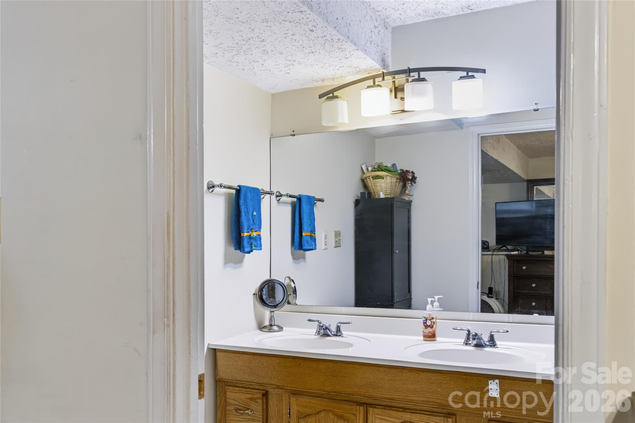 6836 Honey Hurst Lane 14 Property Photo 4