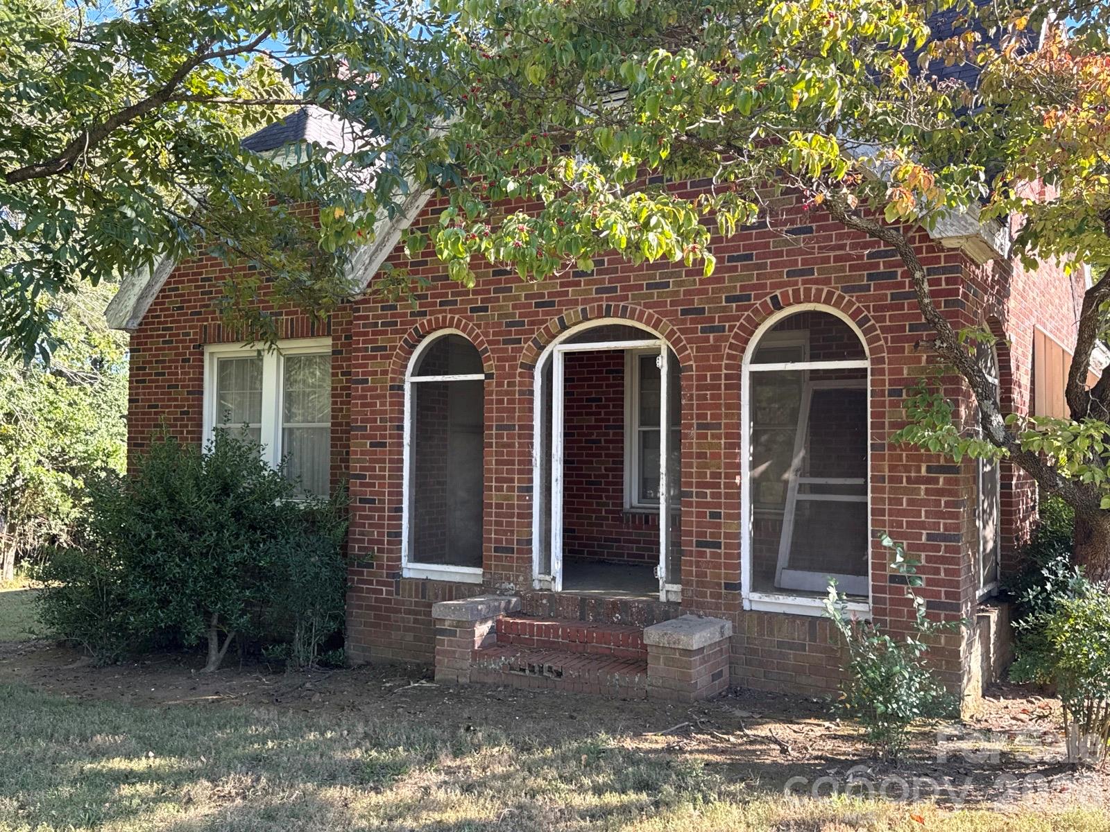 34012 Kingsley Drive Property Photo 1