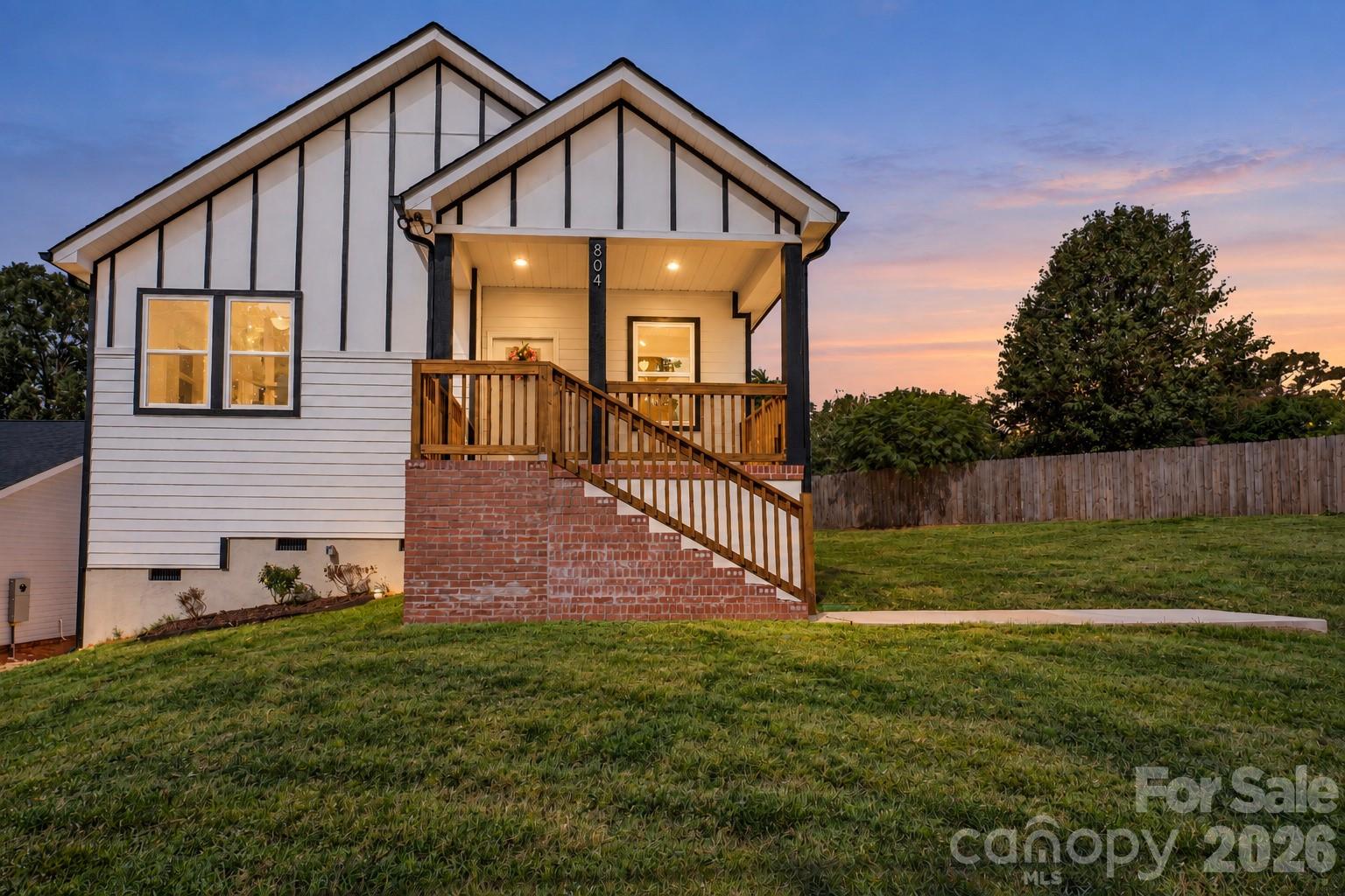 804 Evergreen Avenue Property Photo 1