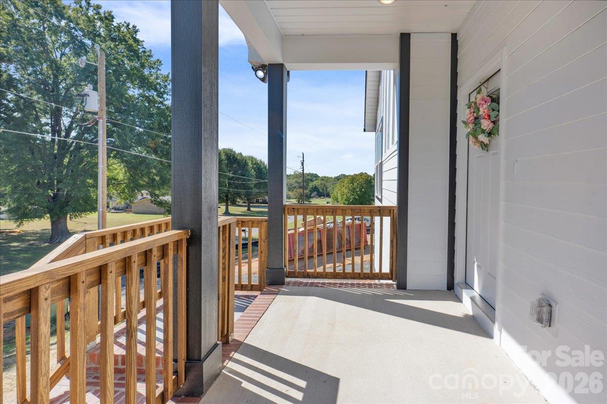 804 Evergreen Avenue Property Photo 6