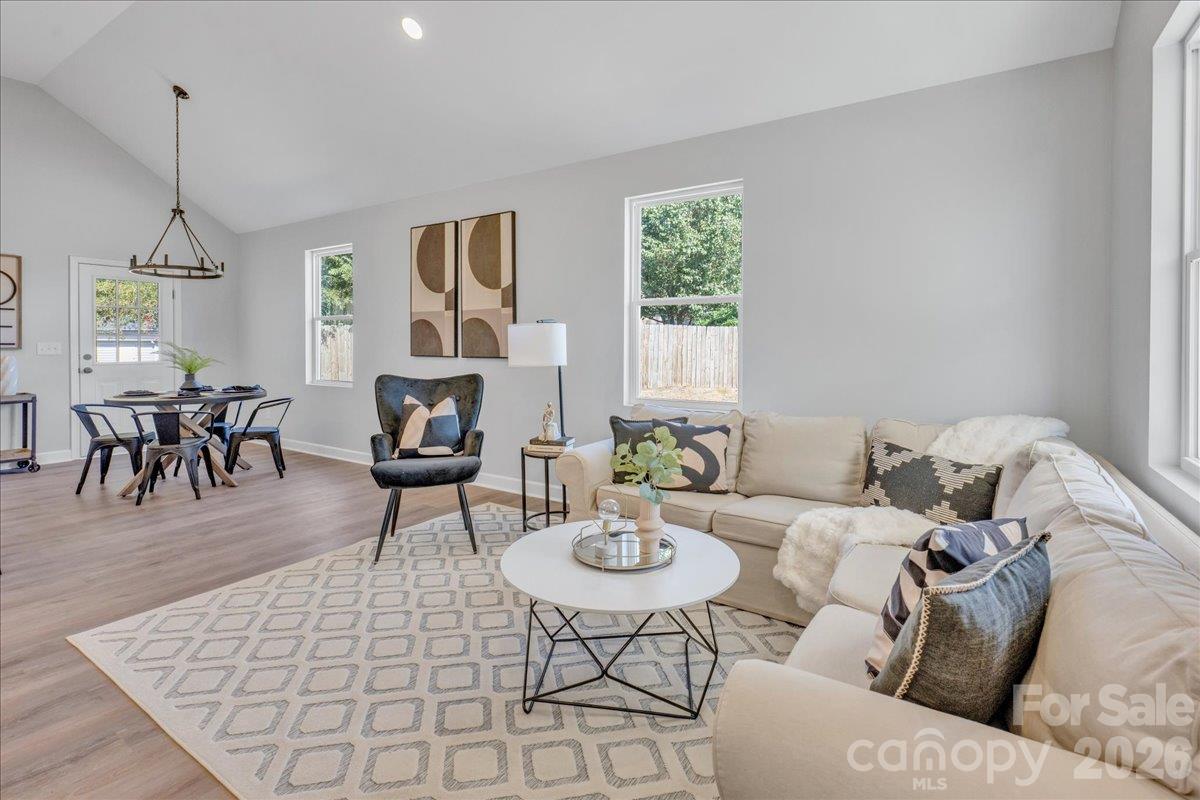 804 Evergreen Avenue Property Photo 8
