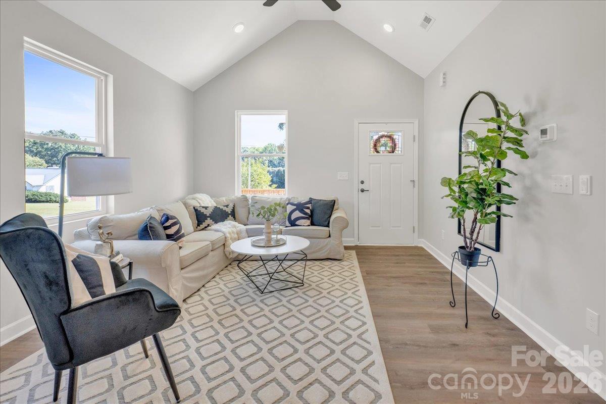 804 Evergreen Avenue Property Photo 12