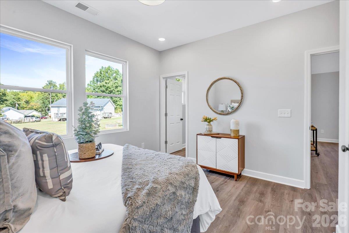 804 Evergreen Avenue Property Photo 23