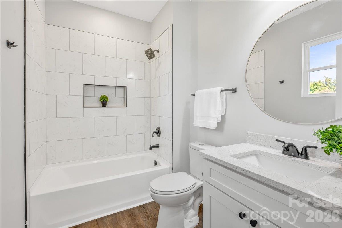 804 Evergreen Avenue Property Photo 24