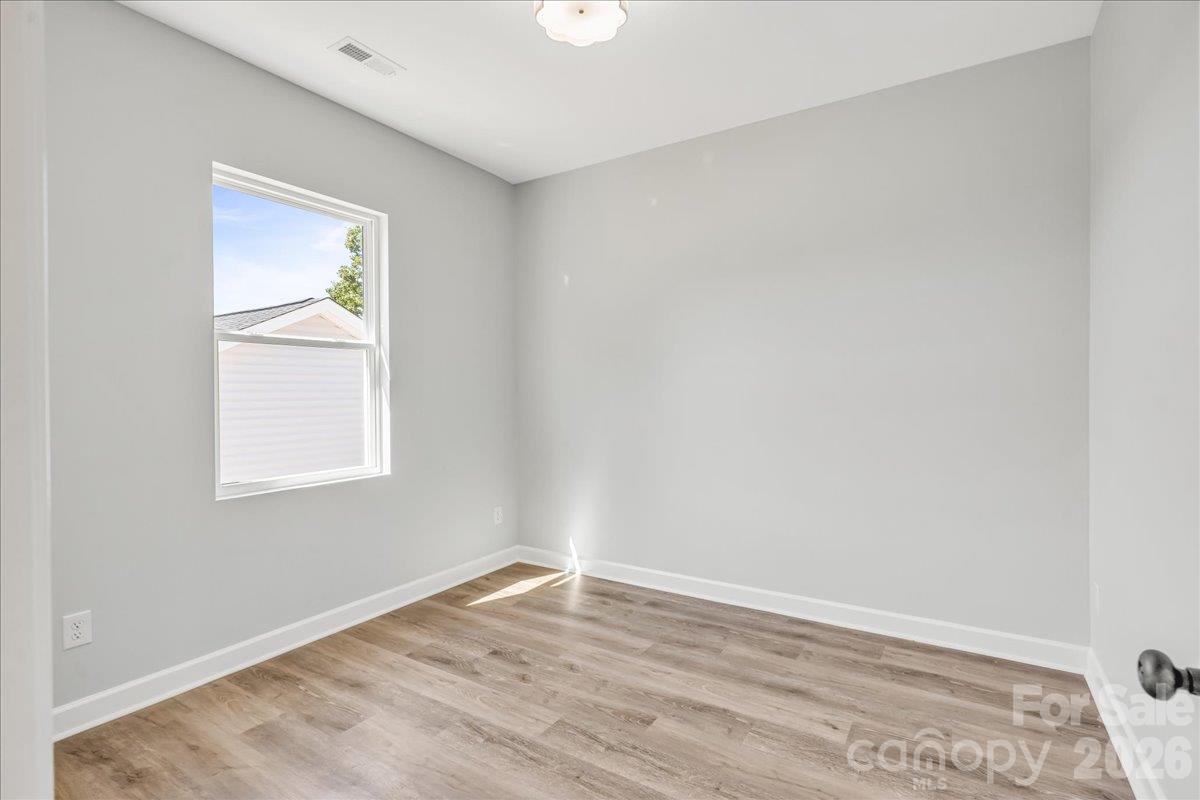 804 Evergreen Avenue Property Photo 25