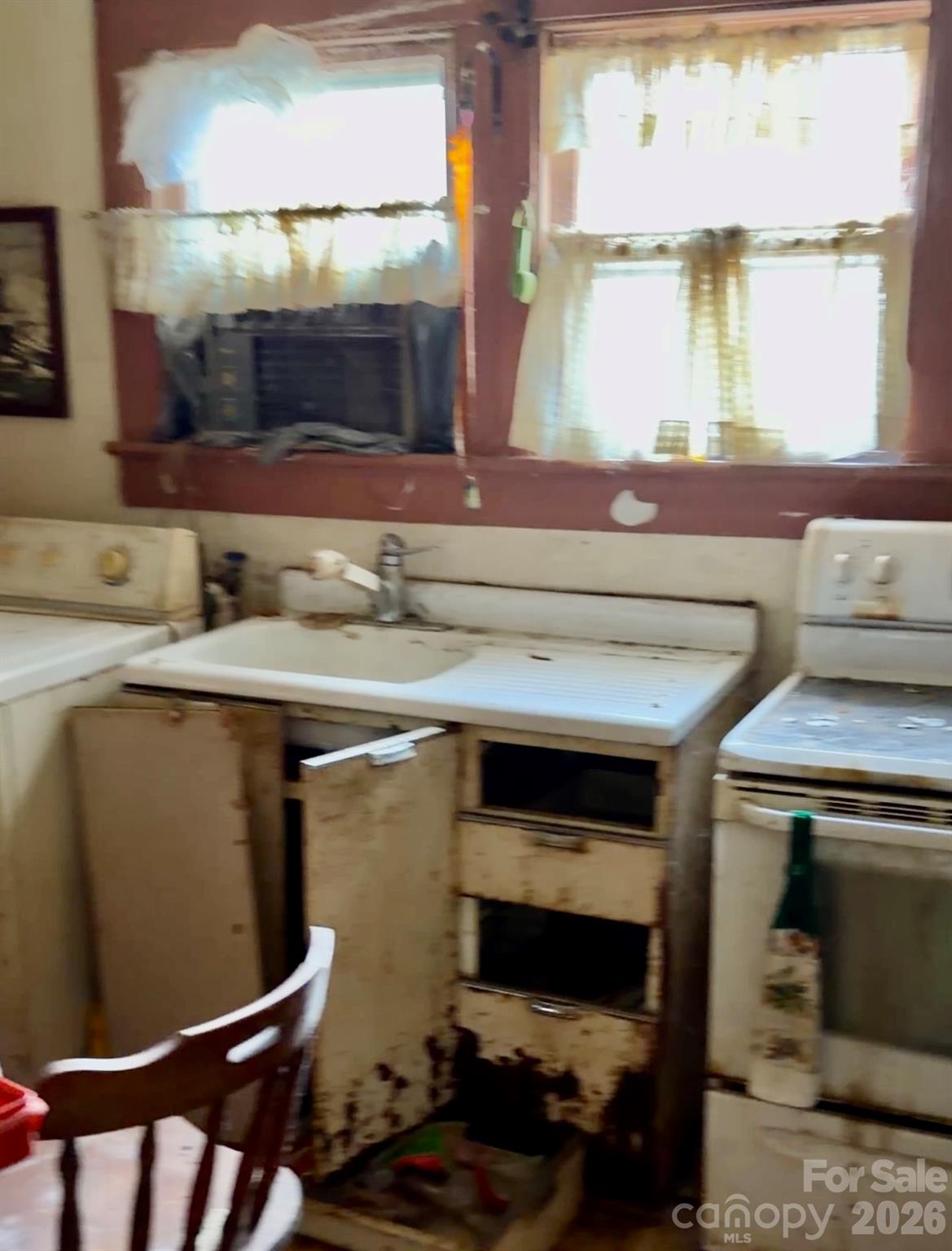 302 33rd Street Property Photo 5