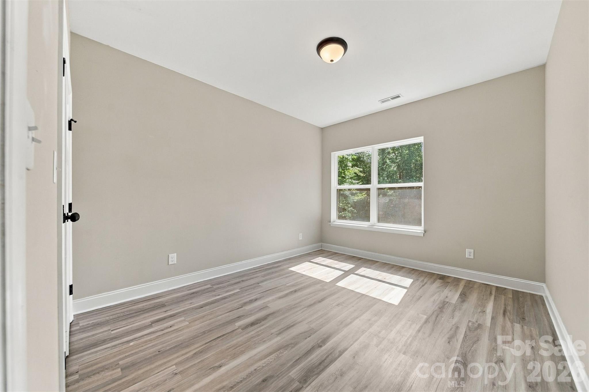 189 Sweet Cherry Lane Property Photo 13