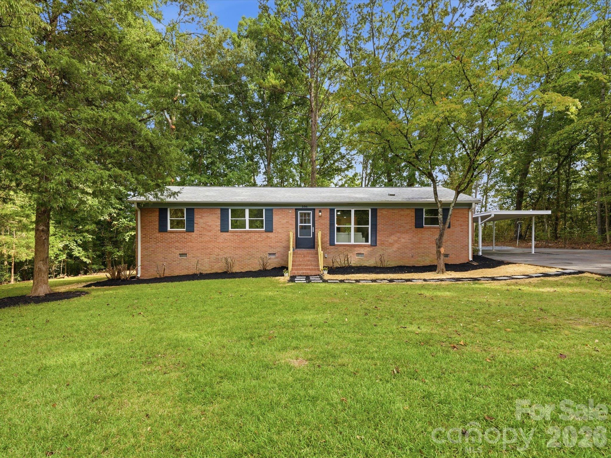 106 Mimosa Lane Property Photo 1