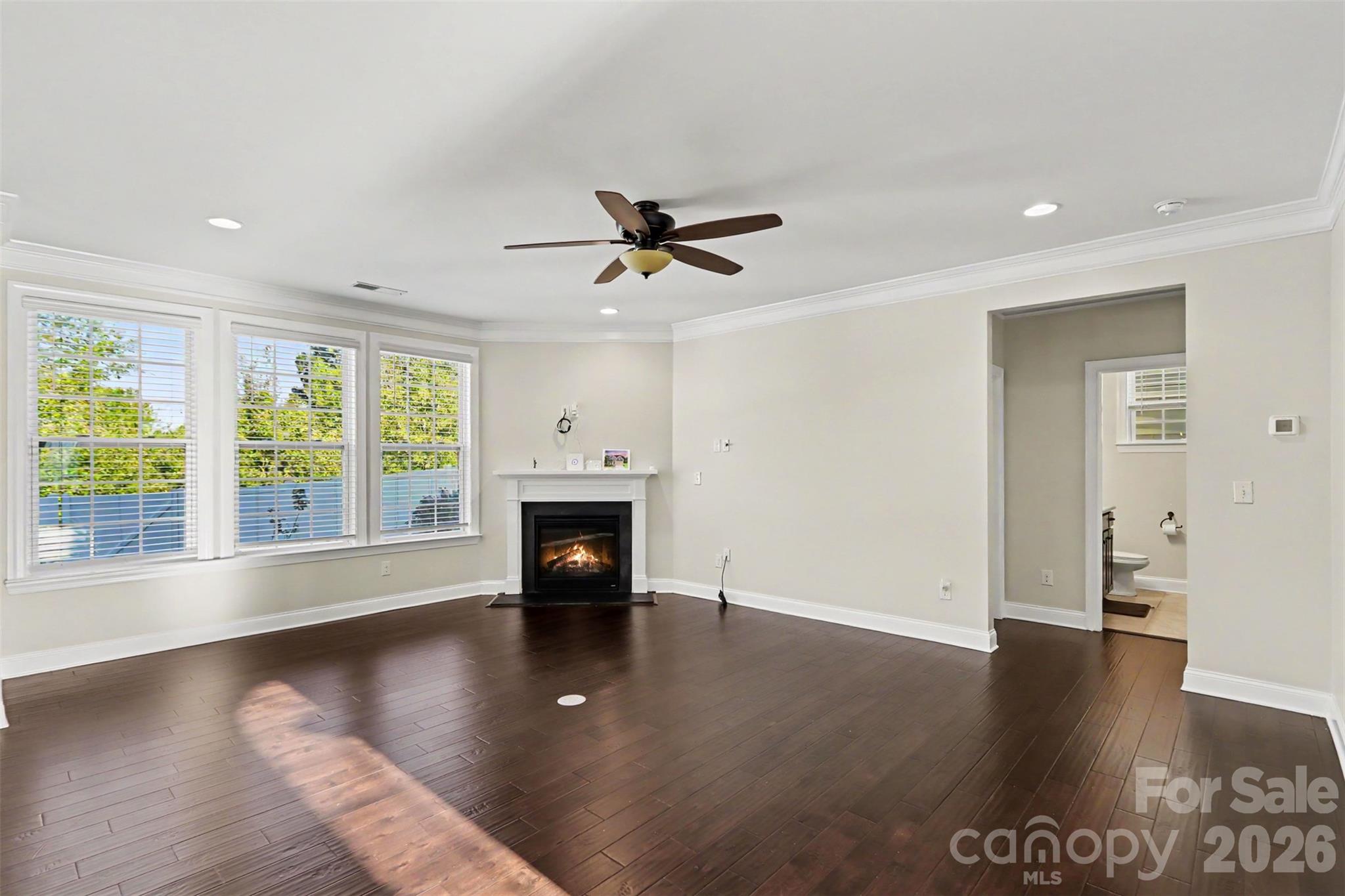 1518 Fieldwood Drive Property Photo 4