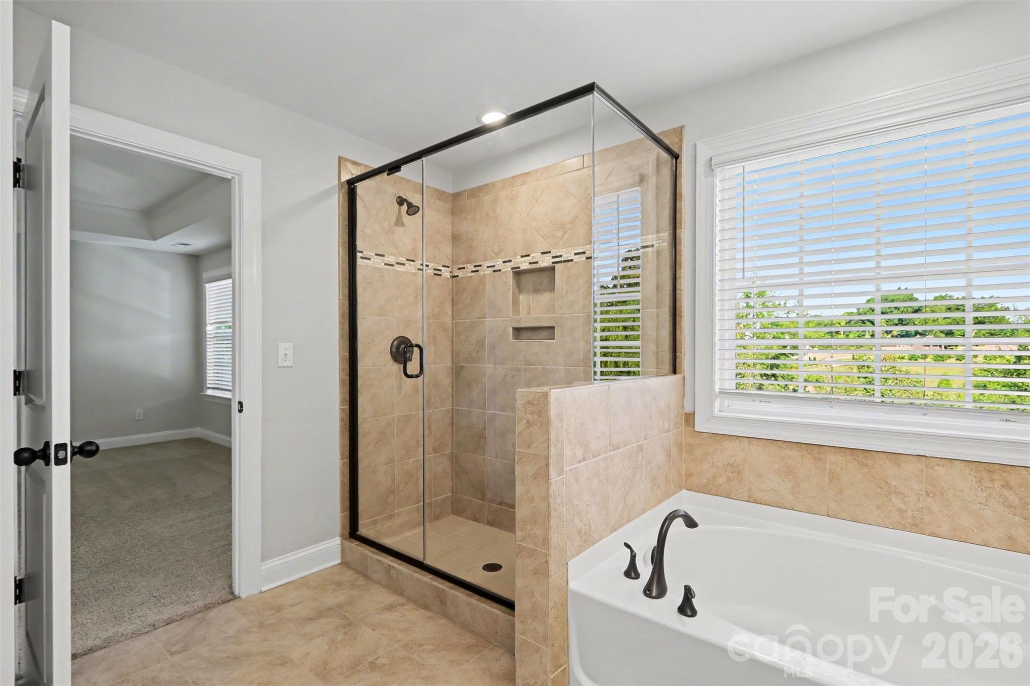 1518 Fieldwood Drive Property Photo 23