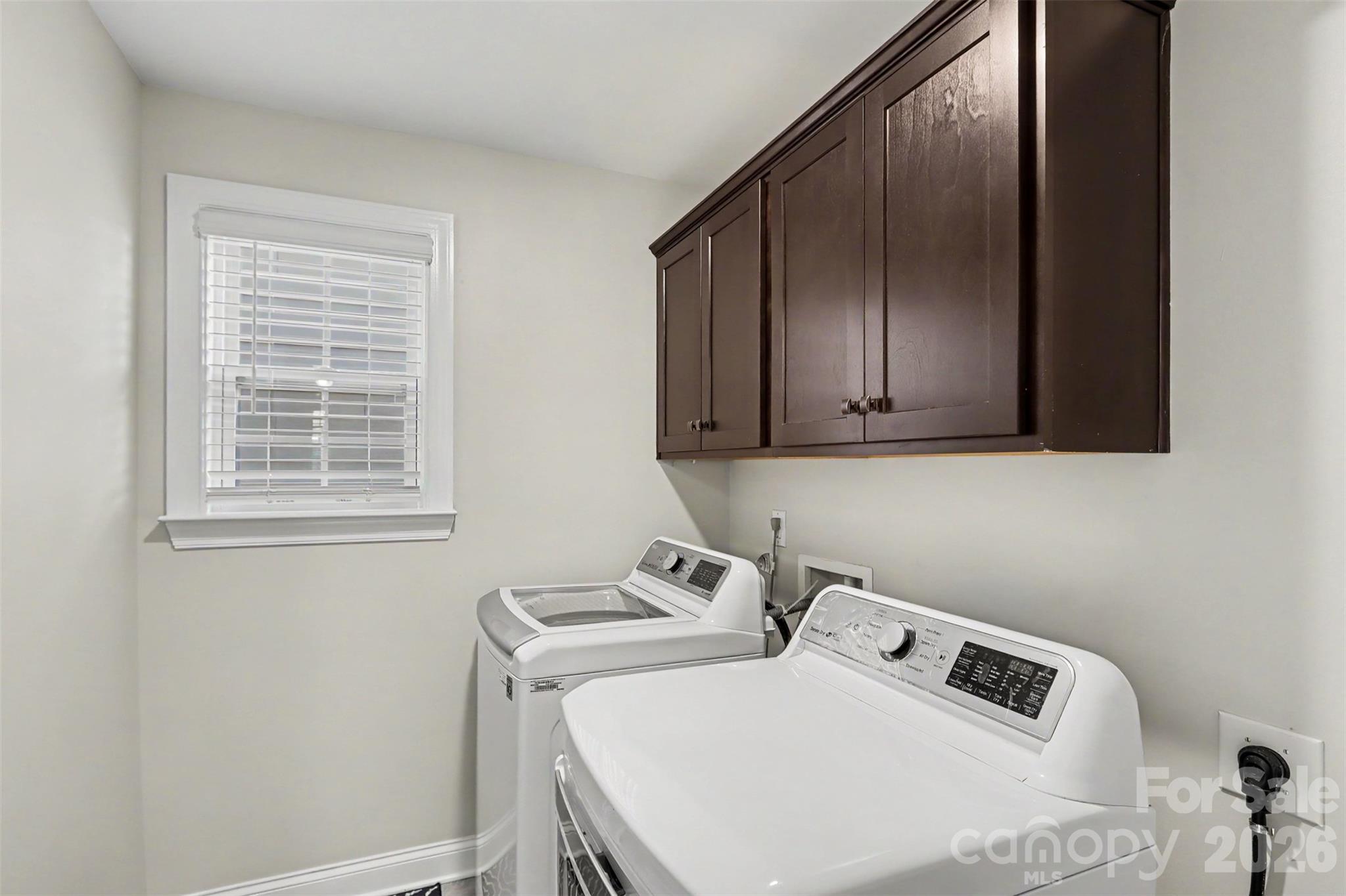 1518 Fieldwood Drive Property Photo 25