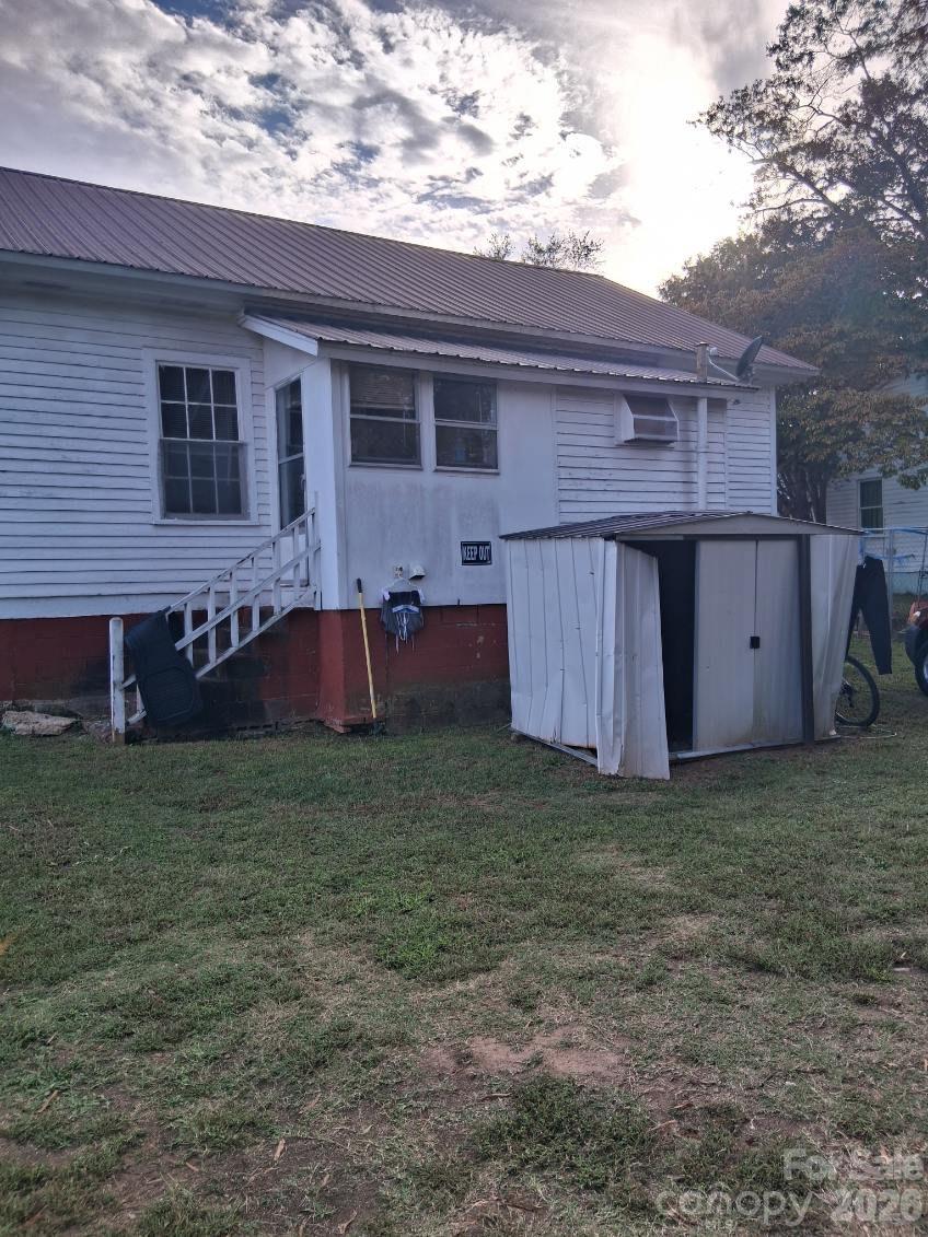917 Osborne Avenue Property Photo 3