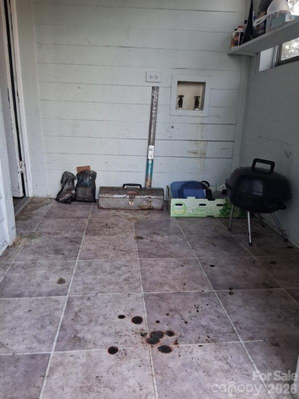 917 Osborne Avenue Property Photo 8