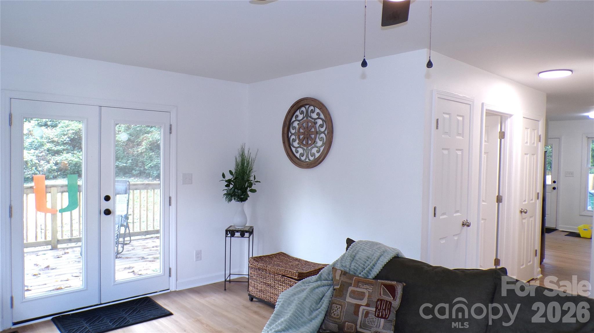 5504 Ilford Street Property Photo 8