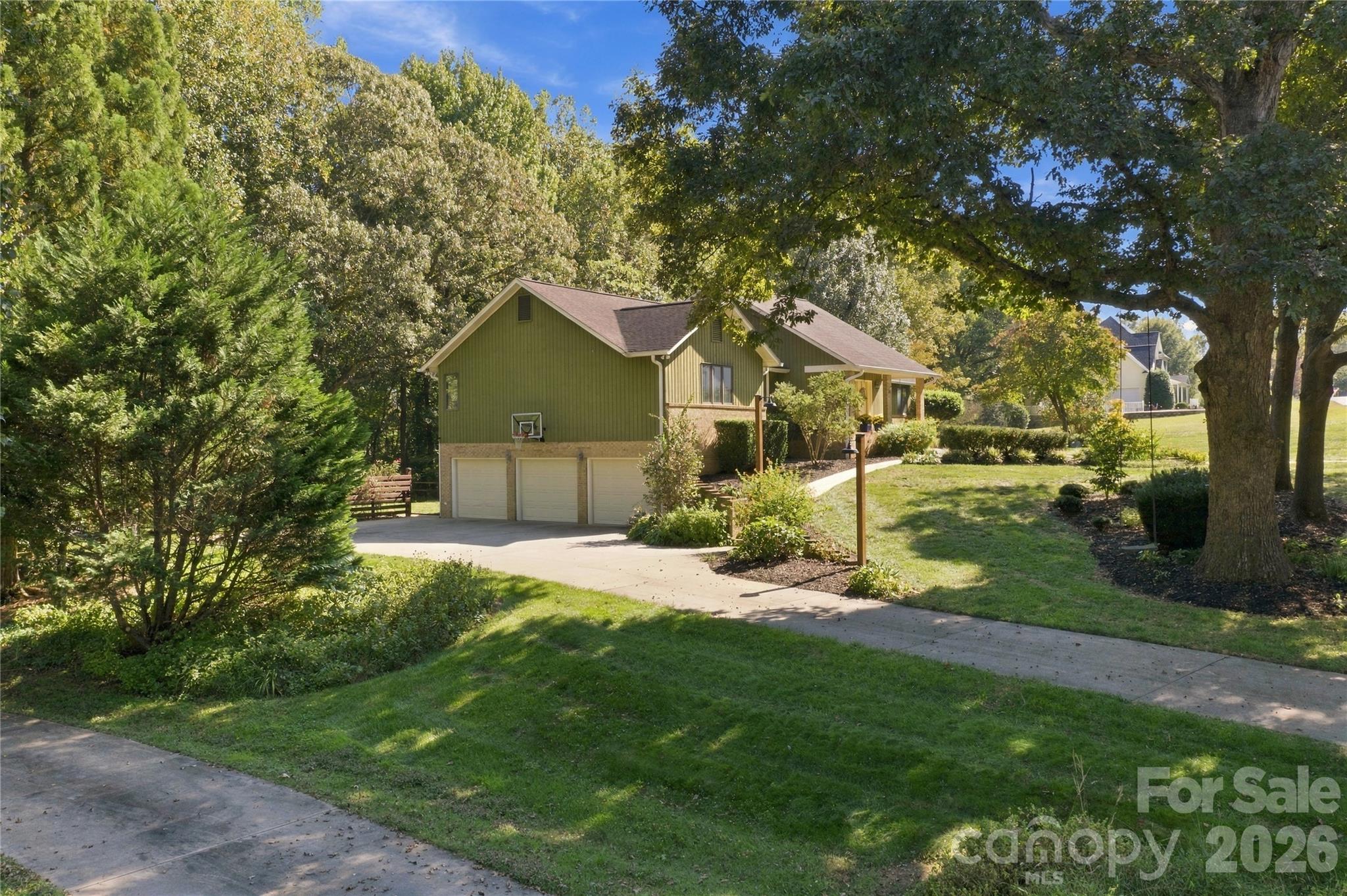 146 Renaissance Place Property Photo 5