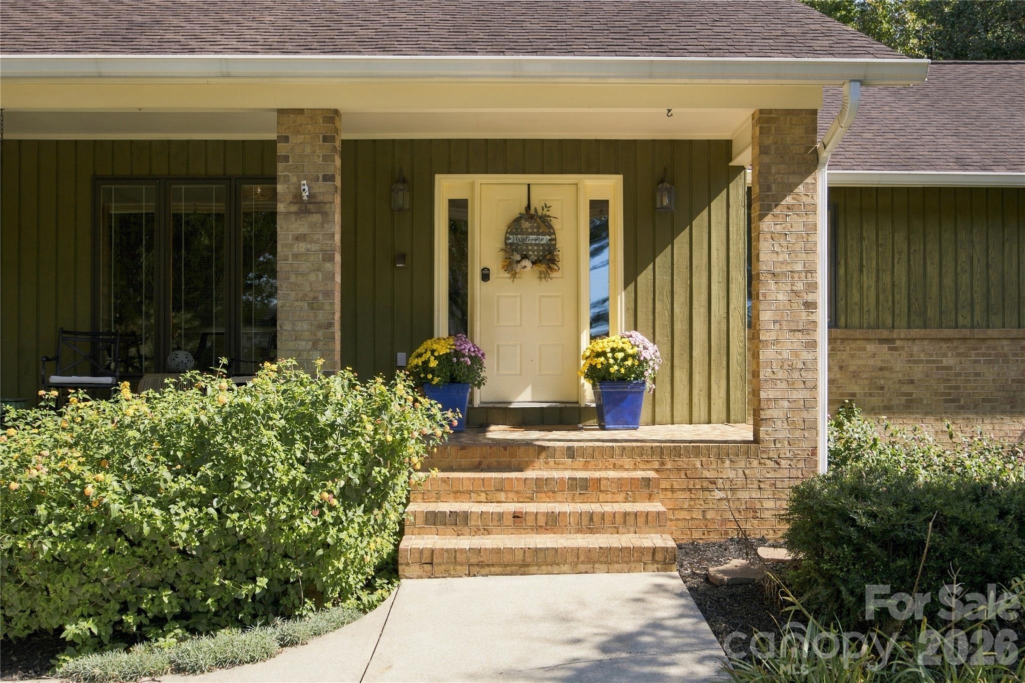 146 Renaissance Place Property Photo 6