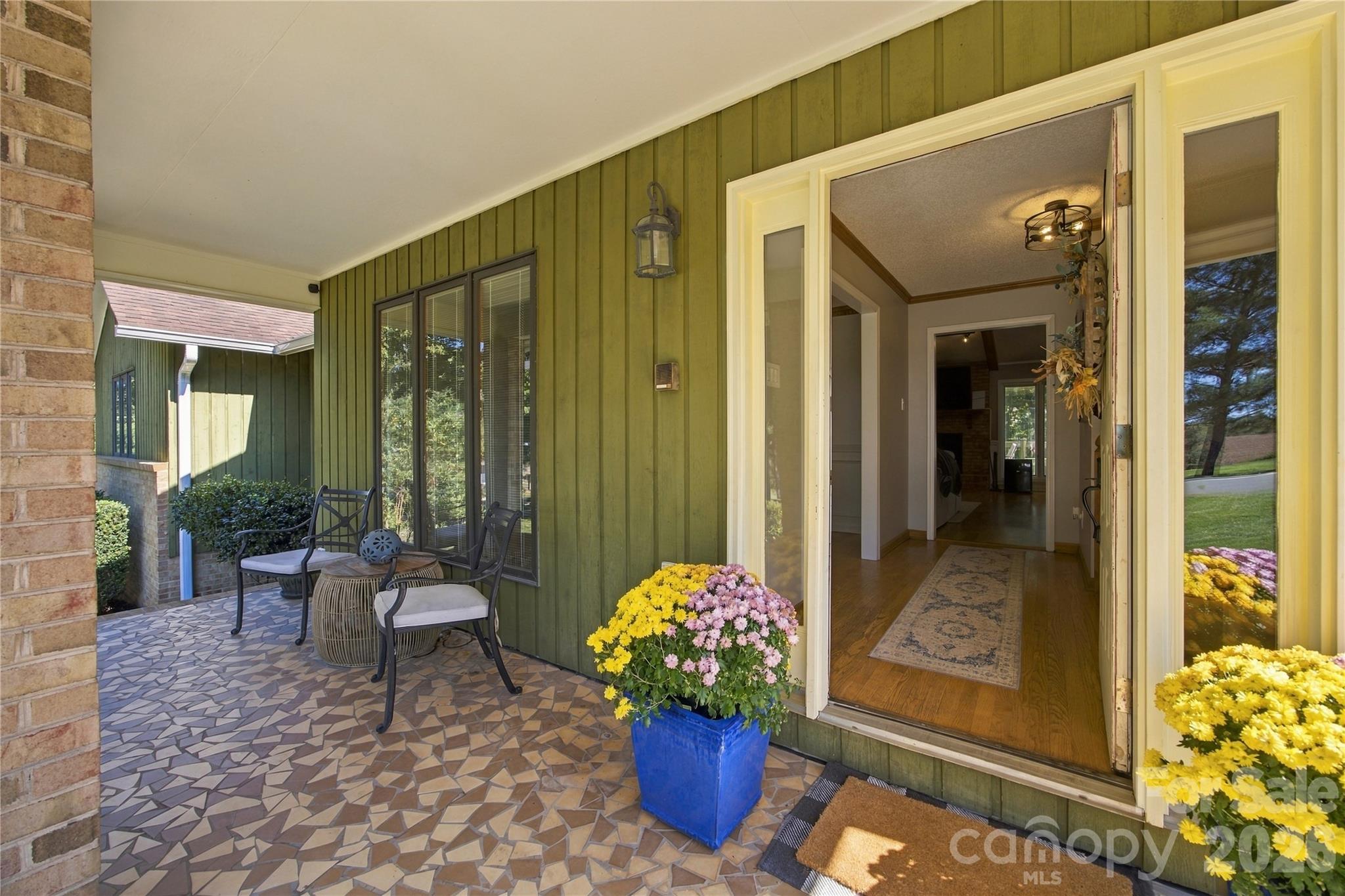 146 Renaissance Place Property Photo 7