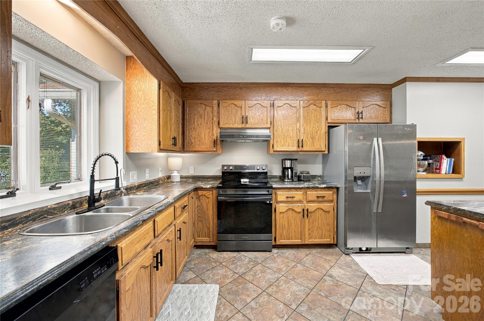 146 Renaissance Place Property Photo 17