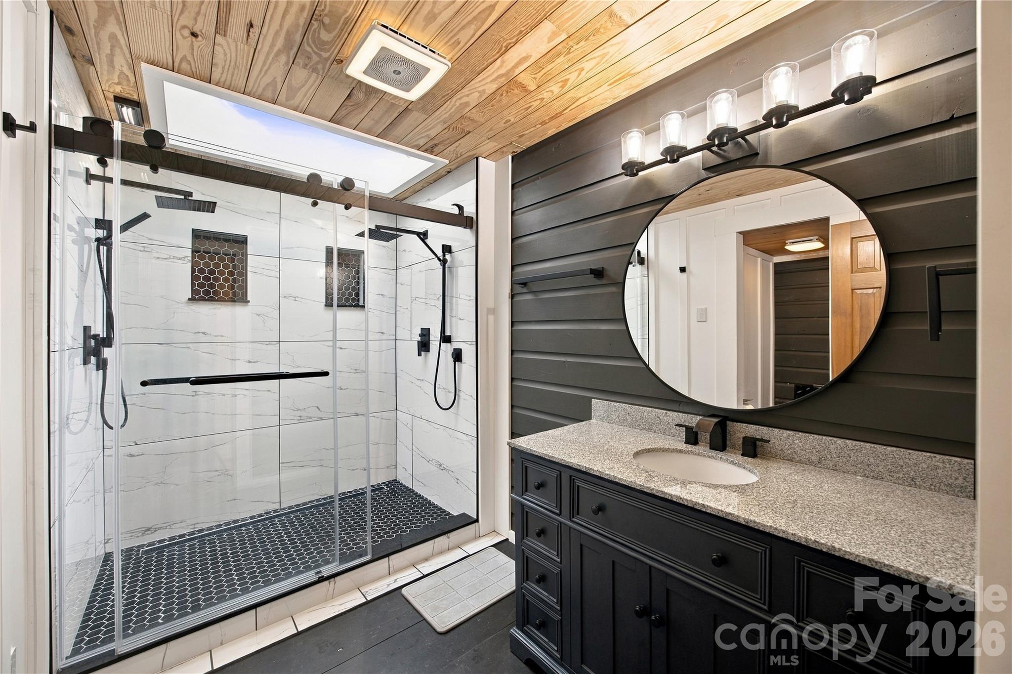 146 Renaissance Place Property Photo 28