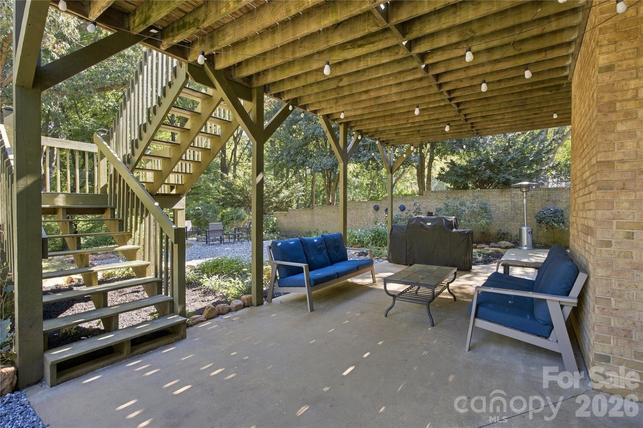 146 Renaissance Place Property Photo 40