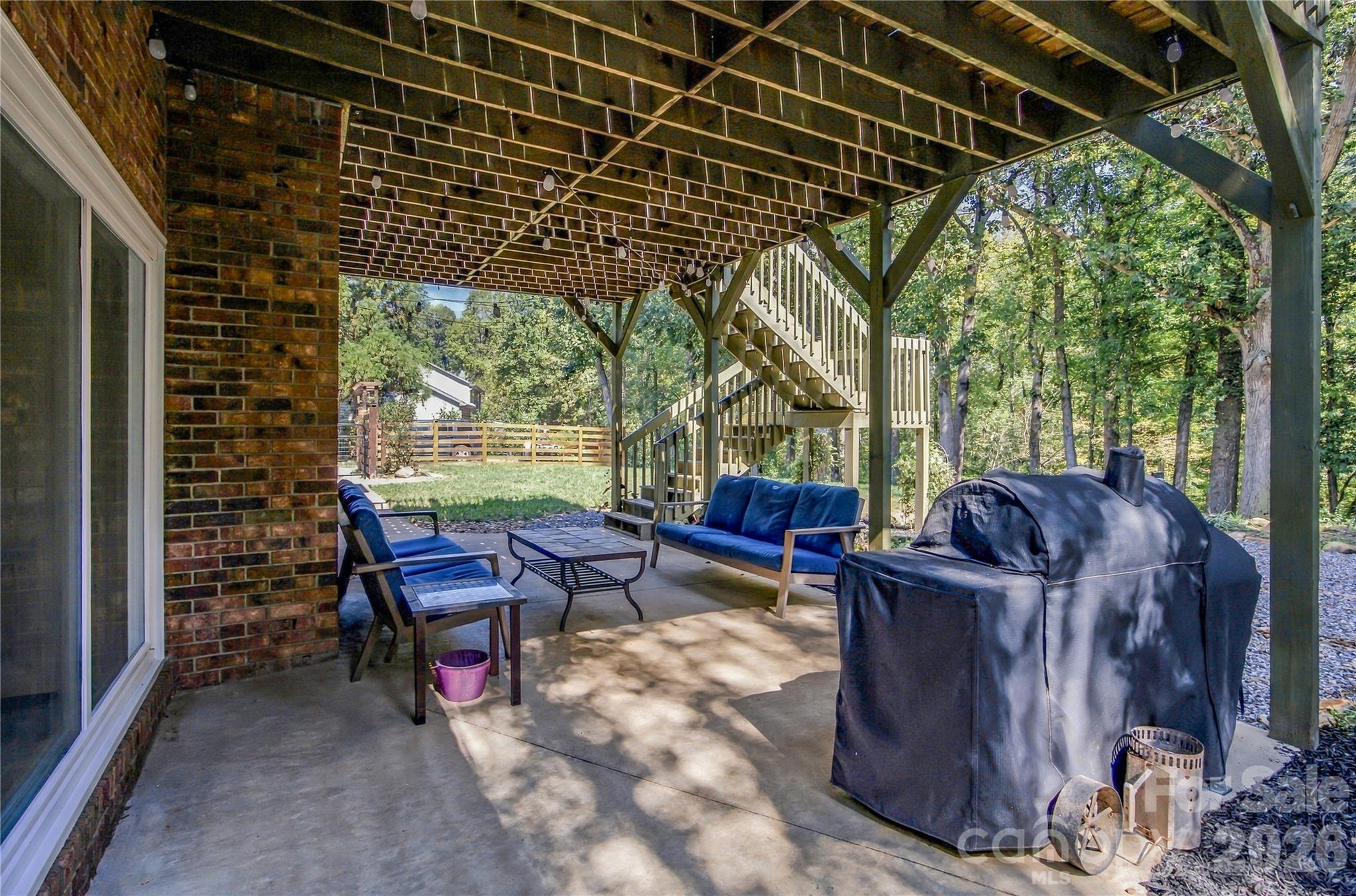 146 Renaissance Place Property Photo 41