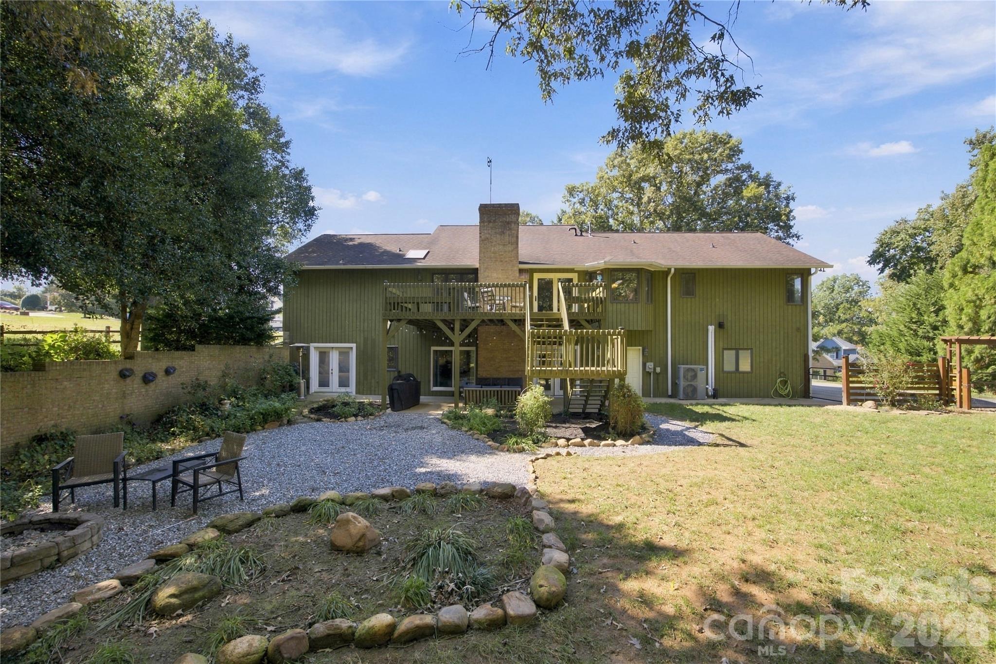 146 Renaissance Place Property Photo 44