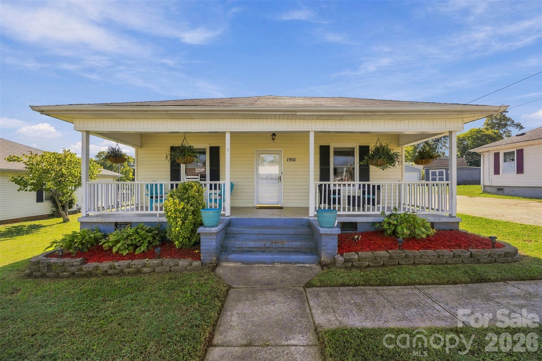 1501 Perfection Avenue Property Photo 1