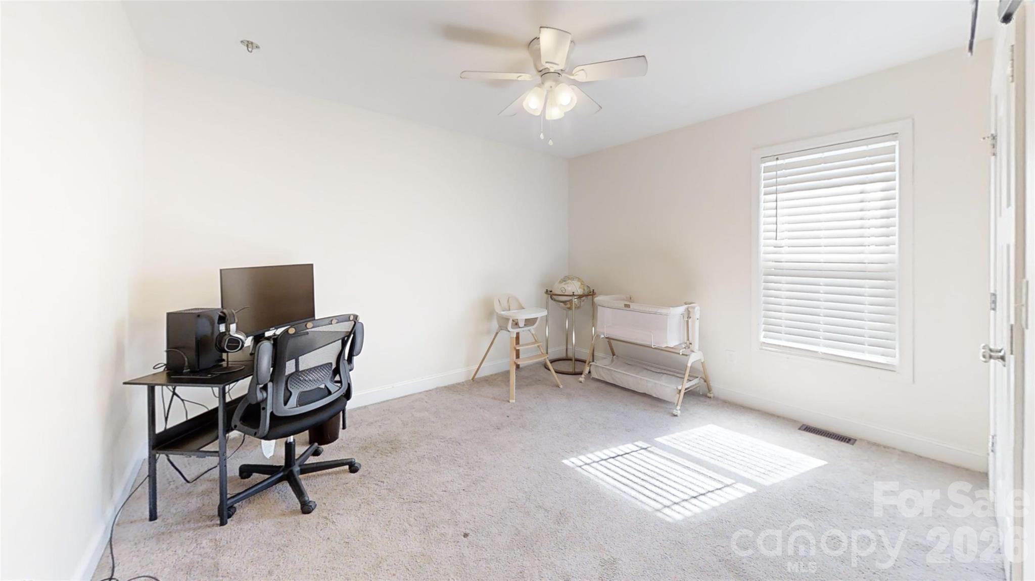 3923 Ritchie Road Property Photo 16