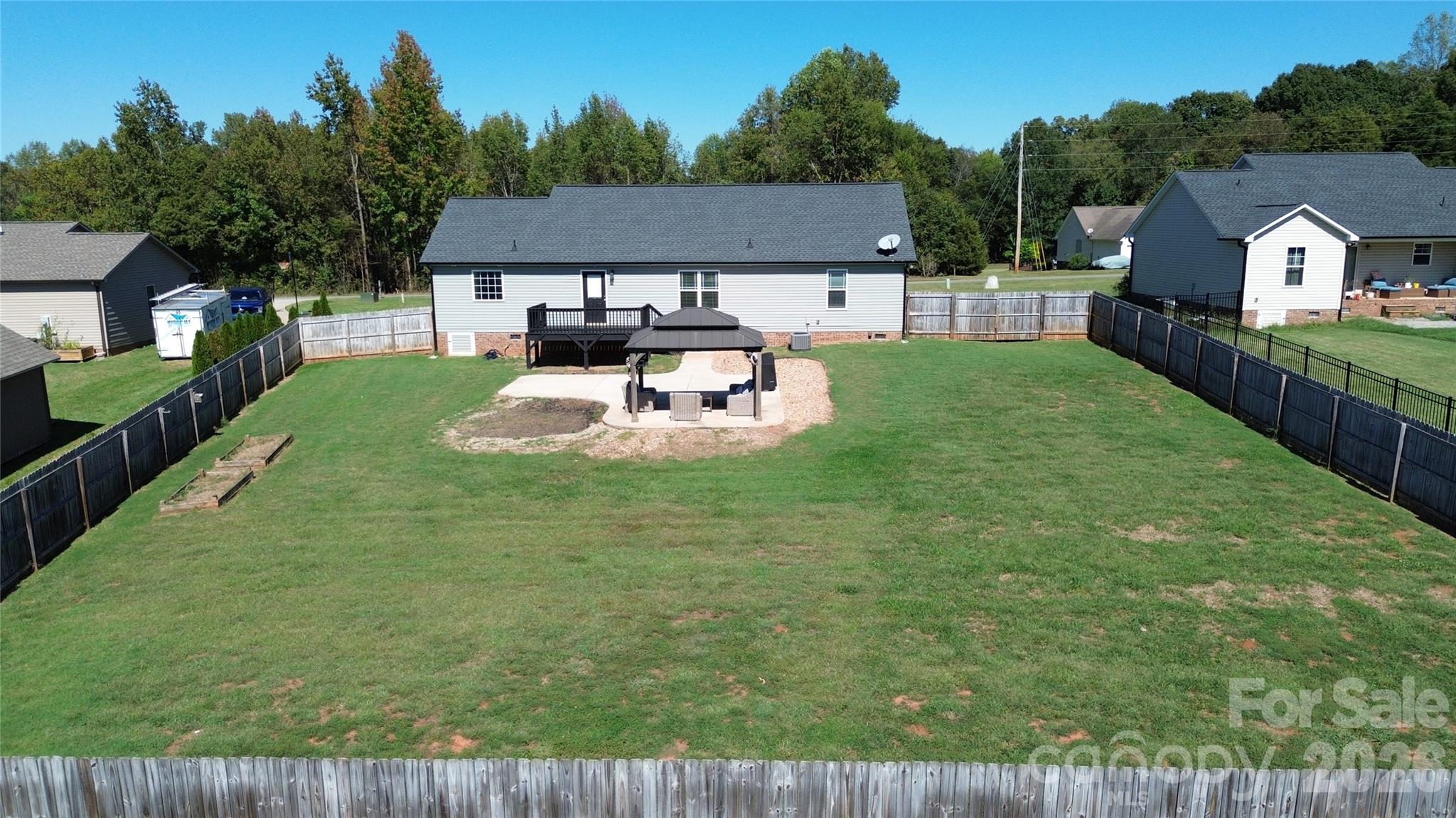 3923 Ritchie Road Property Photo 20